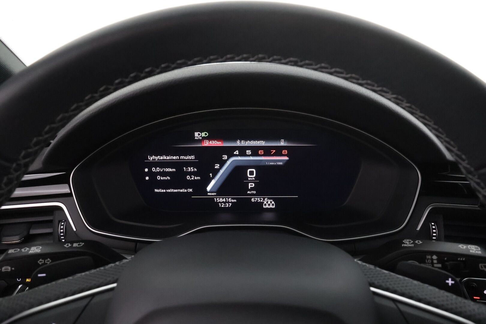 Audi A4 2022 Avant Business Advanced 40 TFSI 150 kW MHEV quattro S tronic * ACC / Webasto / Matrix LED / Koukku * - P.kamera / 1.Om Suomi-auto / Kahdet renkaat aluvanteilla / Merkkihuollettu