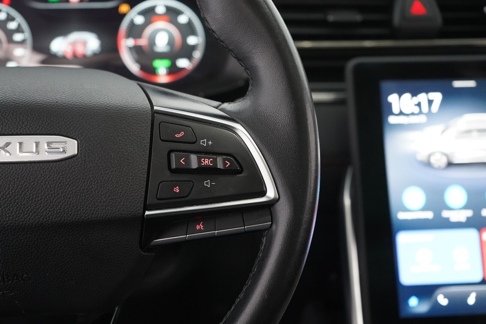 Maxus Euniq 6 2022 Grand Suv - Juuri katsastettu | ACC | 360° Kamera | Panorama | Nahkasisusta | Sähkökontti | Full-LED | Keyless | 2x Latauskaapelit