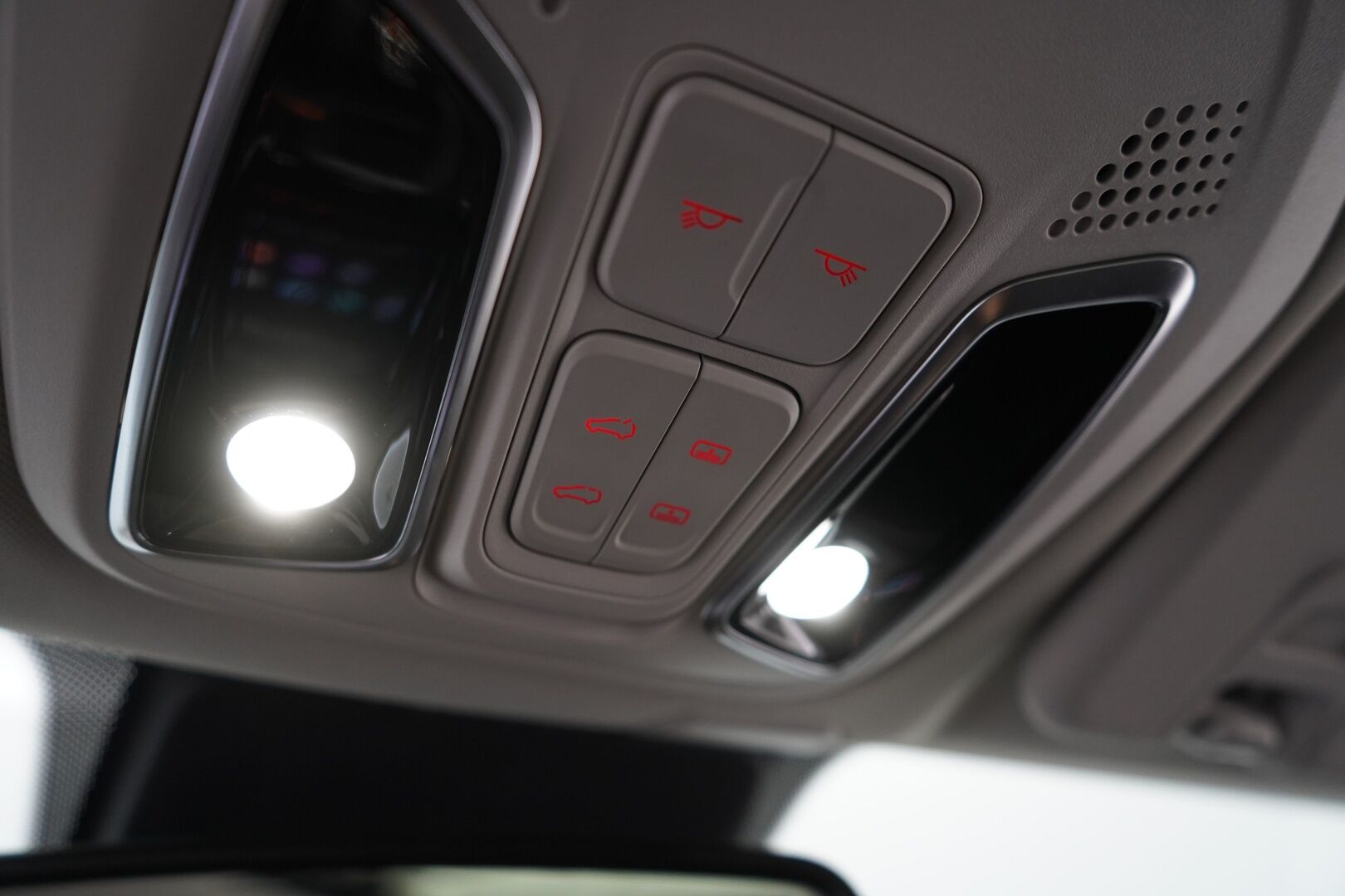 Maxus Euniq 6 2022 Grand Suv - Juuri katsastettu | ACC | 360° Kamera | Panorama | Nahkasisusta | Sähkökontti | Full-LED | Keyless | 2x Latauskaapelit