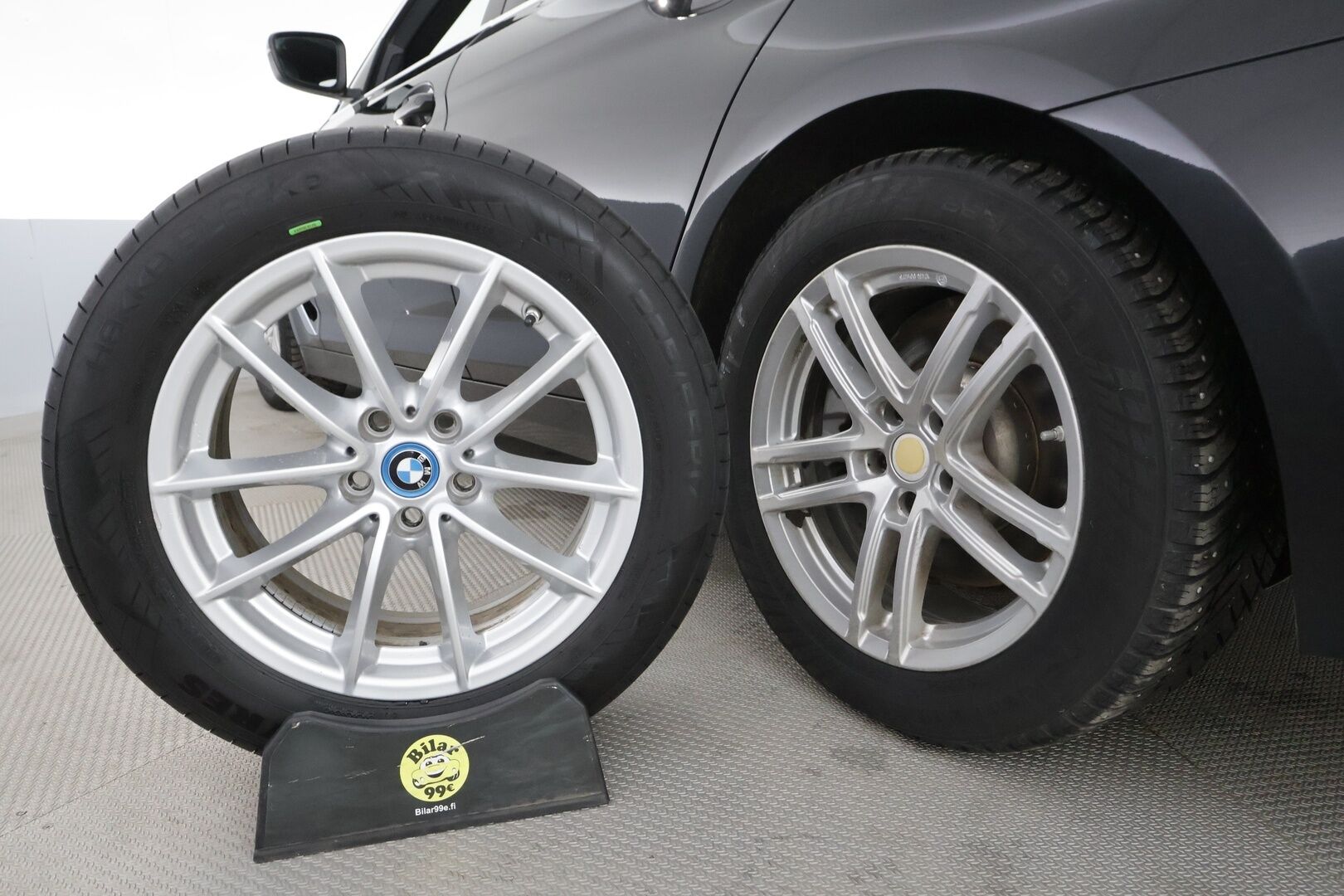 BMW 530 2023 G30 Sedan 530e xDrive A Charged Edition * Adapt.Vakkari / Sporttinahat / Adapt.LED / Peruutuskamera / Navi / Kaistavahti / - 1-om Suomi-auto / Kahdet renkaat aluvanteilla / 2x Latauskaapelit / Merkkihuollot - HULLUT AVAJAISHULINAT KORKOTARJOUS 3,29 %