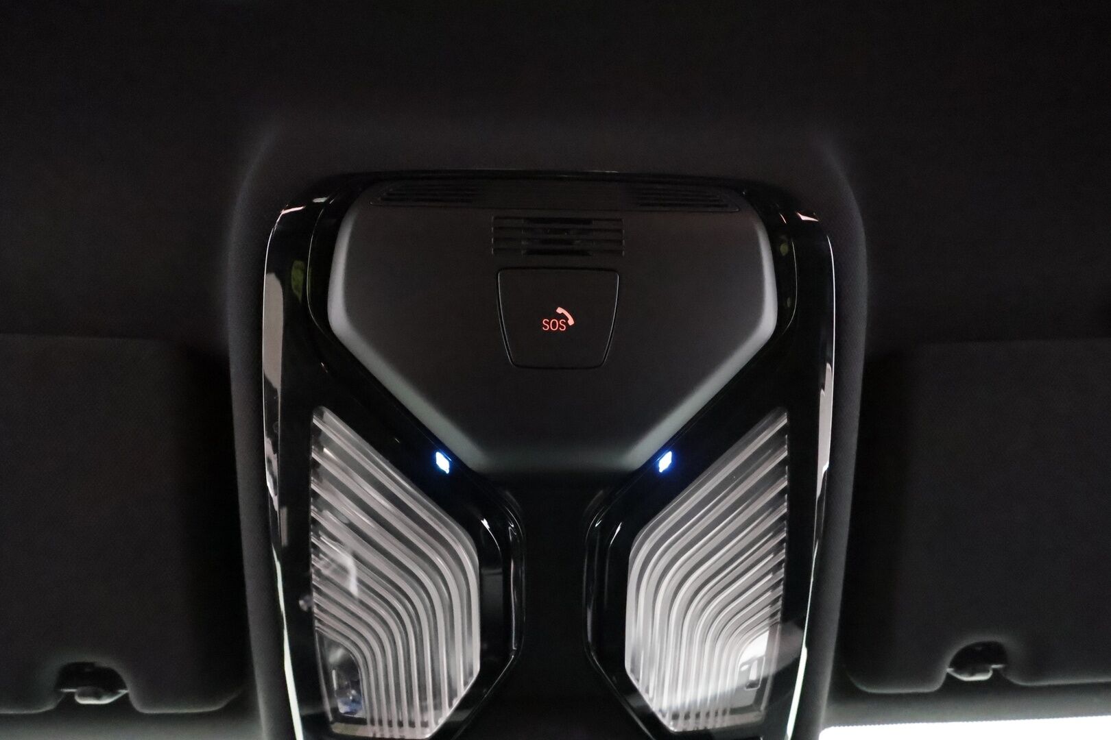 BMW 530 2023 G30 Sedan 530e xDrive A Charged Edition * Adapt.Vakkari / Sporttinahat / Adapt.LED / Peruutuskamera / Navi / Kaistavahti / - 1-om Suomi-auto / Kahdet renkaat aluvanteilla / 2x Latauskaapelit / Merkkihuollot - HULLUT AVAJAISHULINAT KORKOTARJOUS 3,29 %