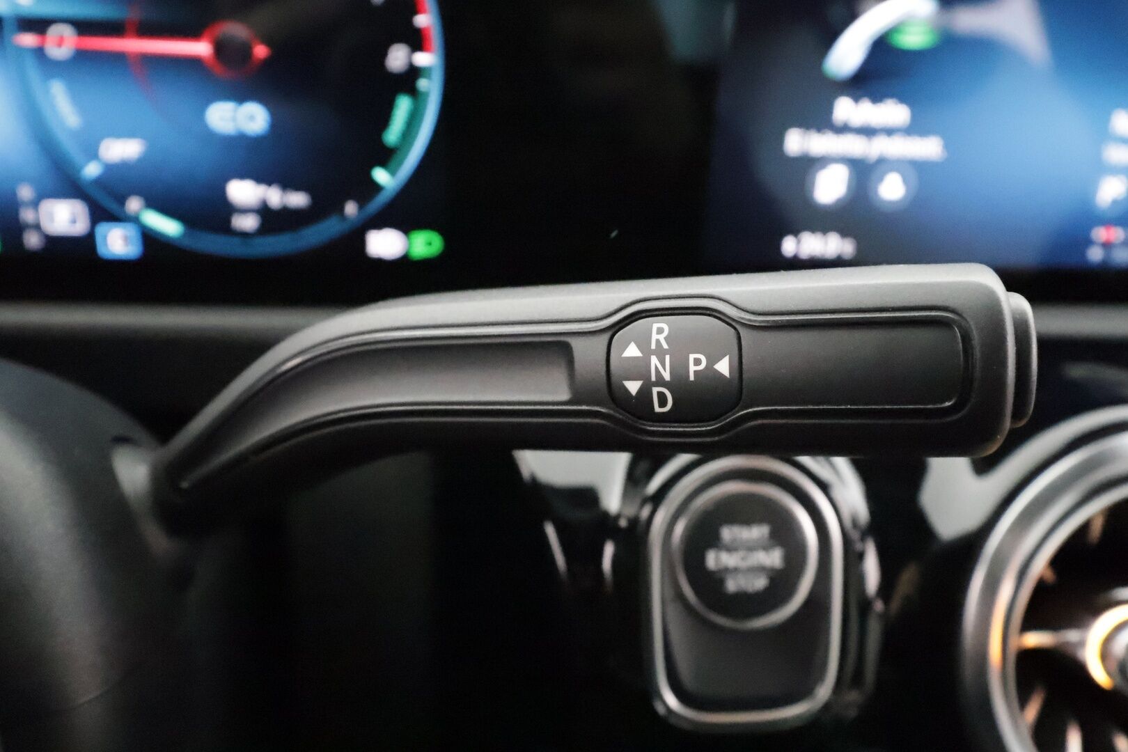 Mercedes-Benz A 2020 250 e A sedan Business AMG EQ Power * Vakkari / P.kamera / Sporttinahat / Widescreen / Navi / IHC *