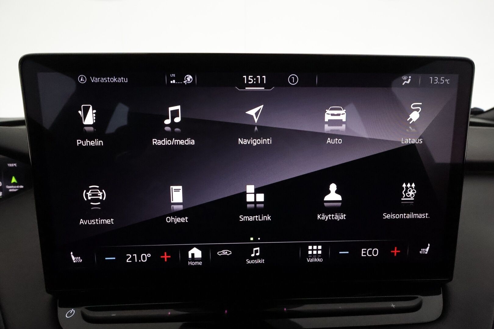 Skoda Enyaq 2022 80x 4x4 SportLine iV *Muistipenkki / Adapt.vakkari / Lämpöpumppu / P-Kamera / Koukku / Matrix LED / Sporttipenkit* - 1.om Suomi-auto / Akku kuntotarkastettu! / Merkkihuollettu / 2x vanteet