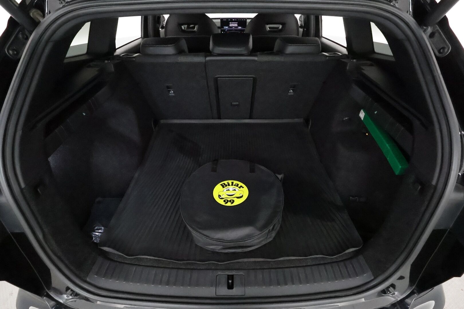 Skoda Enyaq 2022 80x 4x4 SportLine iV *Muistipenkki / ACC / Lämpöpumppu / Kamera / Koukku / Matrix LED / Sporttipenkit* - 1.om Suomi-auto / SoH 92.4% / Merkkihuollettu / Kahdet Skodan vanteet / ALV - Osta nyt, maksa vasta ensi vuonna