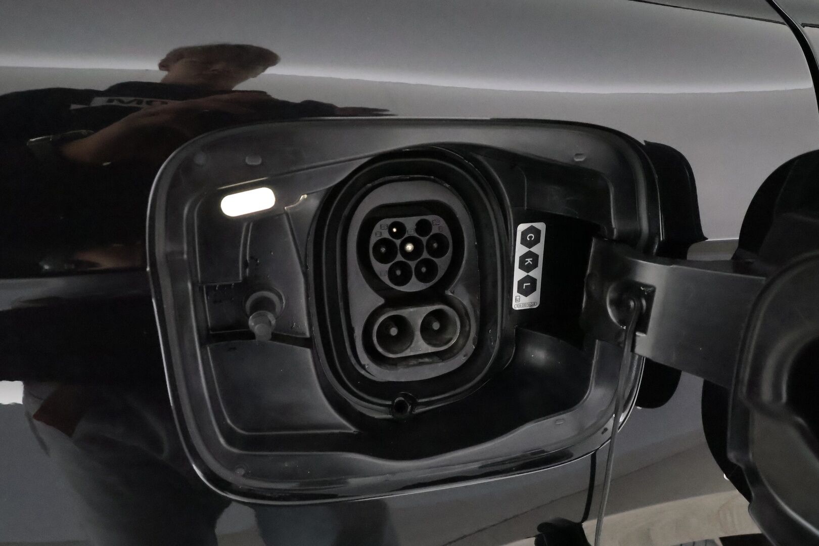 Skoda Enyaq 2022 80x 4x4 SportLine iV *Muistipenkki / ACC / Lämpöpumppu / Kamera / Koukku / Matrix LED / Sporttipenkit* - 1.om Suomi-auto / SoH 92.4% / Merkkihuollettu / Kahdet Skodan vanteet / ALV - Osta nyt, maksa vasta ensi vuonna