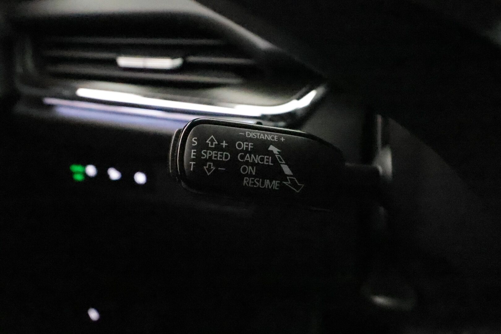 Skoda Enyaq 2022 80x 4x4 SportLine iV *Muistipenkki / ACC / Lämpöpumppu / Kamera / Koukku / Matrix LED / Sporttipenkit* - 1.om Suomi-auto / SoH 92.4% / Merkkihuollettu / Kahdet Skodan vanteet / ALV - Osta nyt, maksa vasta ensi vuonna