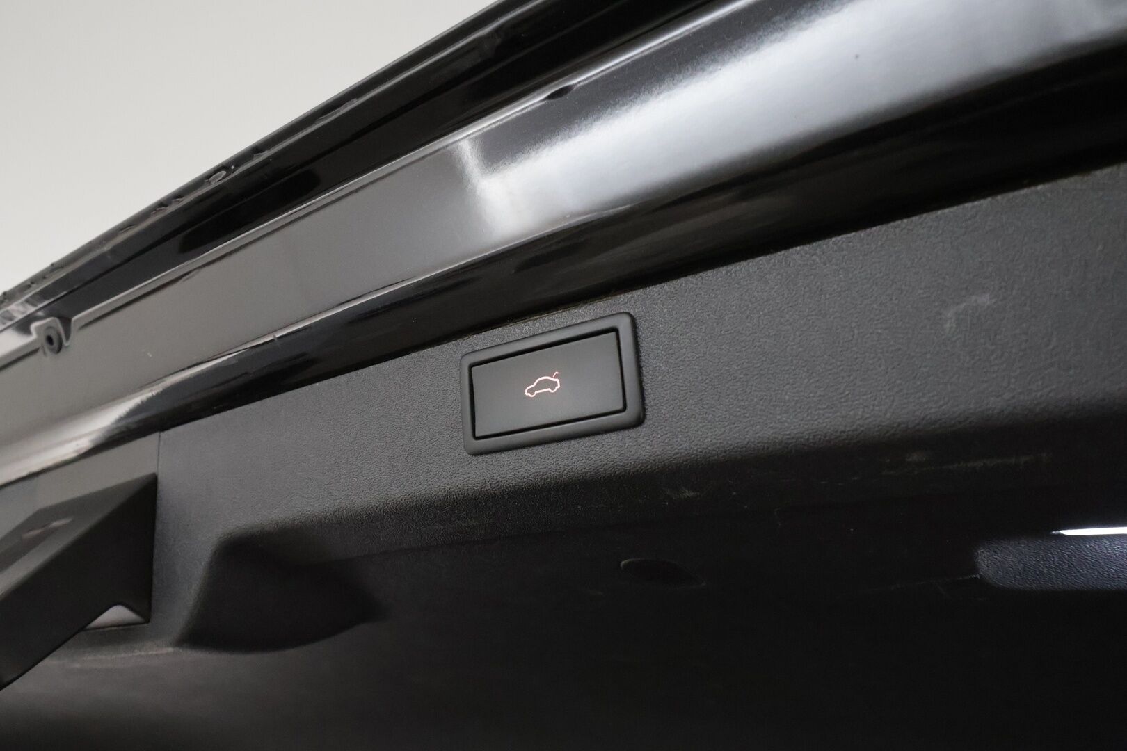 Skoda Enyaq 2022 80x 4x4 SportLine iV *Muistipenkki / ACC / Lämpöpumppu / Kamera / Koukku / Matrix LED / Sporttipenkit* - 1.om Suomi-auto / SoH 92.4% / Merkkihuollettu / Kahdet Skodan vanteet / ALV - Osta nyt, maksa vasta ensi vuonna