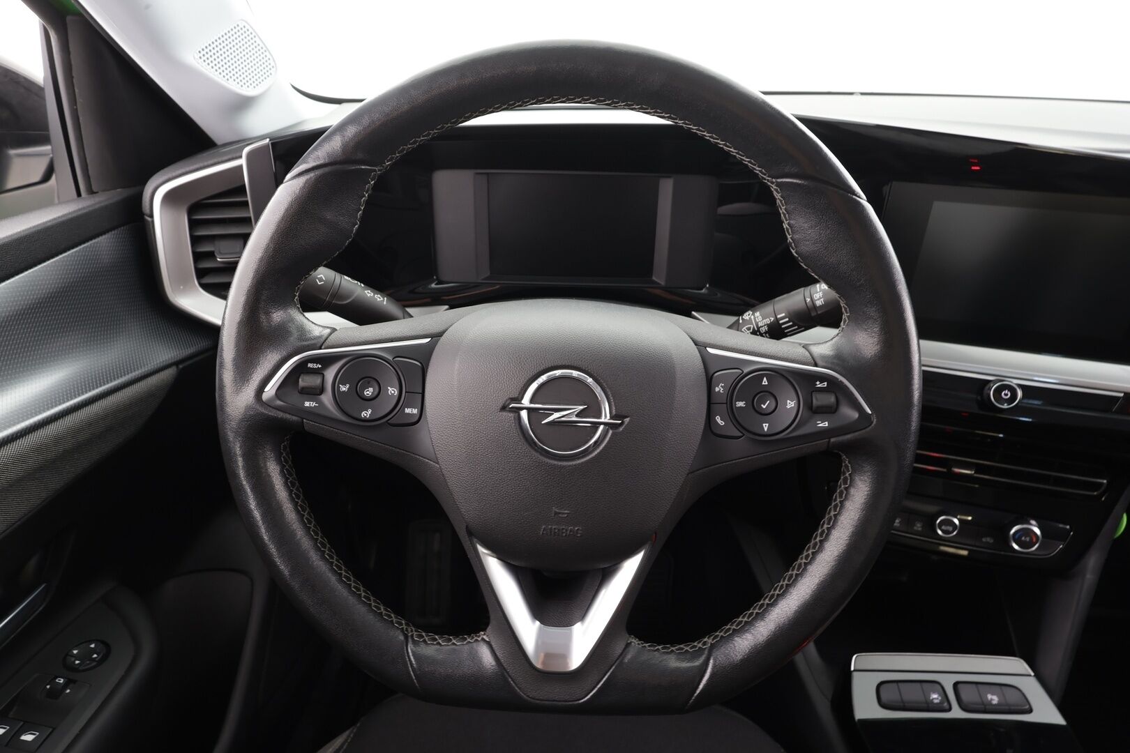 Opel Mokka-e 2022 Comfort 136 automaatti * Vakkari / P.Kamera / LED / Autom Ilmastointi * - Kahdet Renkaat / Suomi-auto