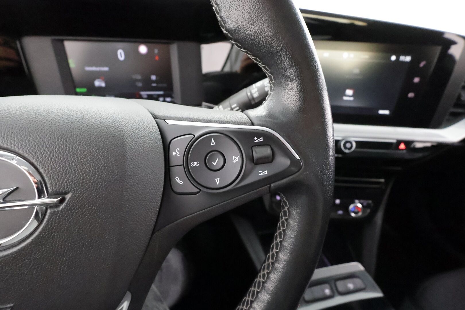 Opel Mokka-e 2022 Comfort 136 automaatti * Vakkari / P.Kamera / LED / Autom Ilmastointi * - Kahdet Renkaat / Suomi-auto