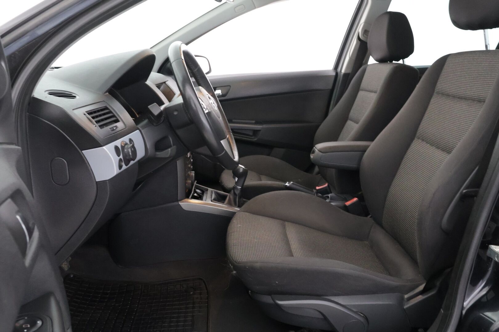 Opel Astra 2007 Wagon Enjoy 1,8 125 hv M5 - | 2x Renkaat! | Huutokaupassa! | Sub-woofer! | Lohko! | Koukku! |