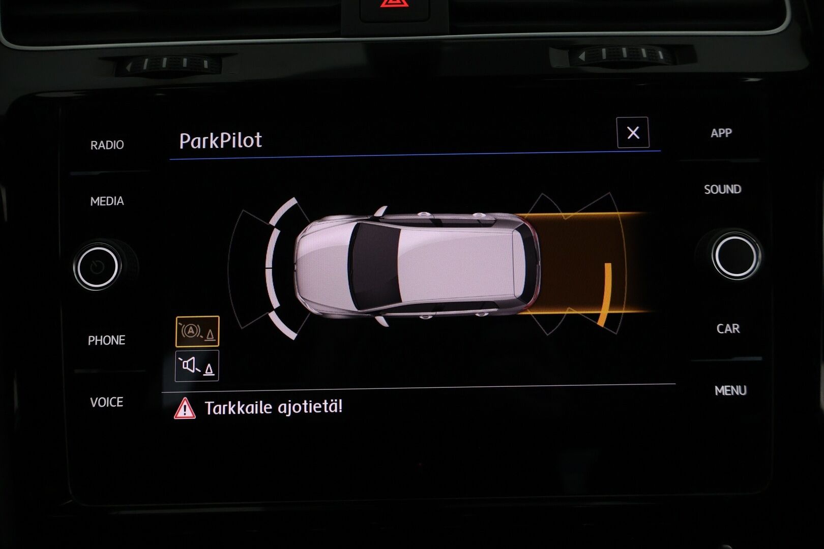 VOLKSWAGEN GOLF 2020 GTE Plug-In Hybrid 150 kW / Digimittaristo / Adapt.Vak / Webasto / LED - Merkkihuollettu / 2x omat vanteet!