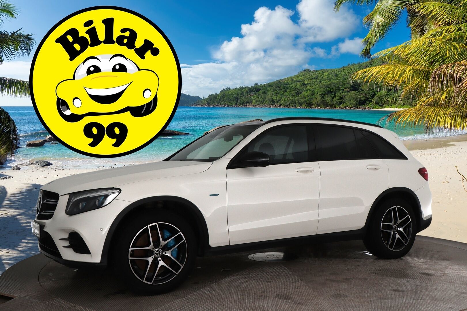 Mercedes-Benz GLC 2018 350 e 4Matic AMG / HUD / Burmester / 360-Kamera / Panorama / Nahat / Koukku / Ilma-alusta
