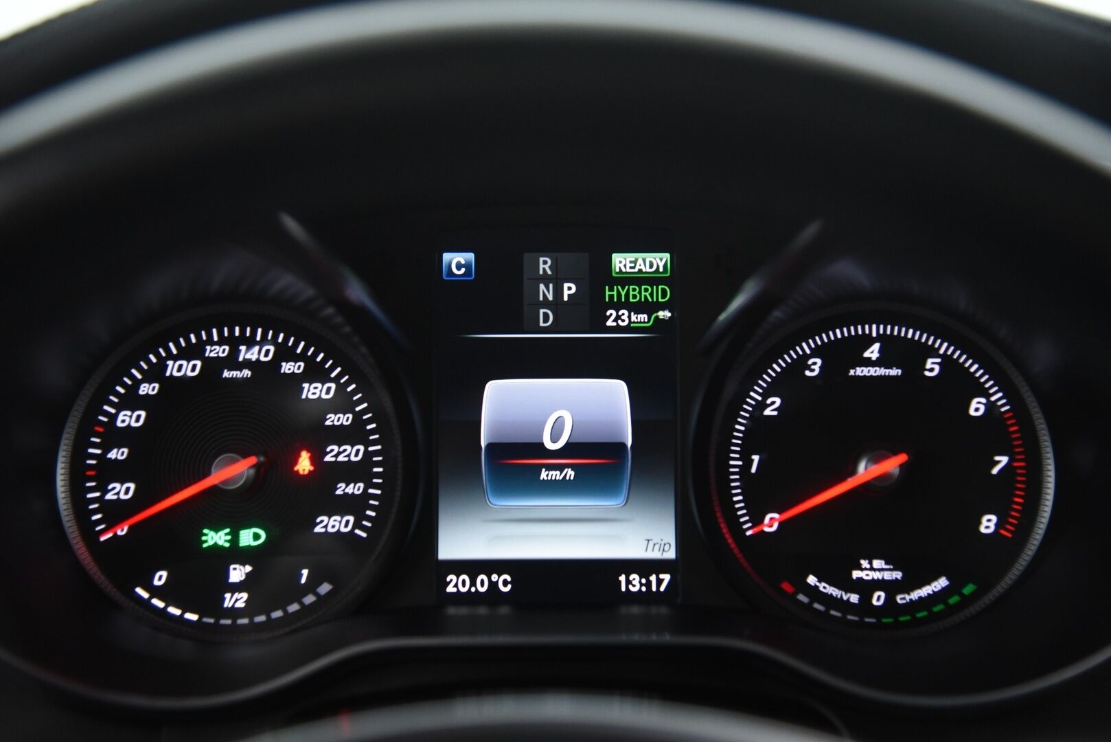 Mercedes-Benz GLC 2018 350 e 4Matic AMG / HUD / Burmester / 360-Kamera / Panorama / Nahat / Koukku / Ilma-alusta