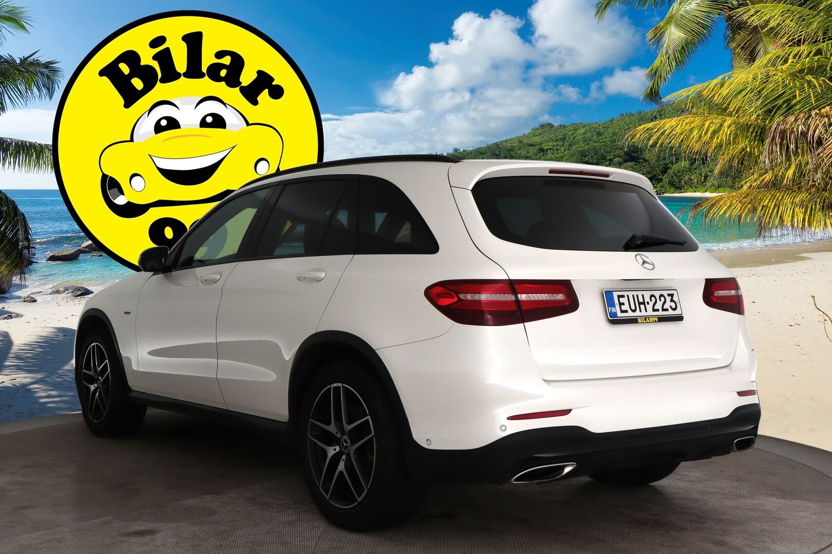 Mercedes-Benz GLC 2018 350 e 4Matic AMG / HUD / Burmester / 360-Kamera / Panorama / Nahat / Koukku / Ilma-alusta