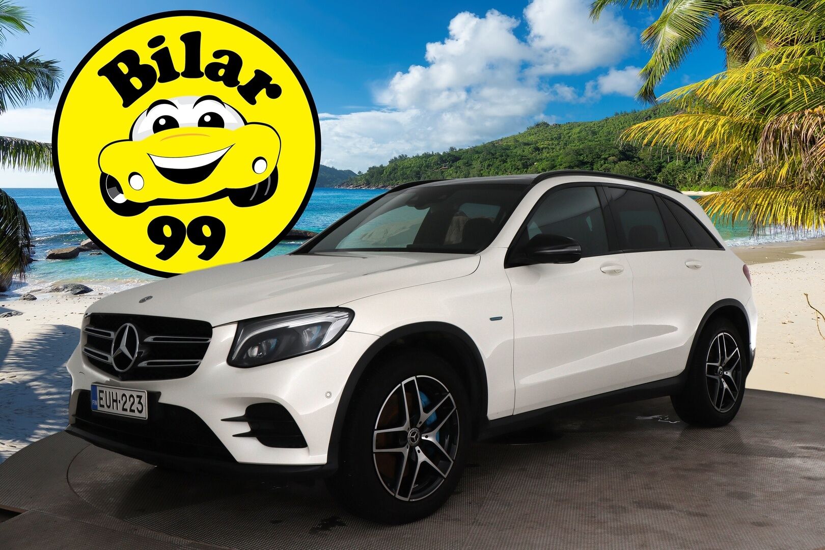 Mercedes-Benz GLC 2018 350 e 4Matic AMG / HUD / Burmester / 360-Kamera / Panorama / Nahat / Koukku / Ilma-alusta