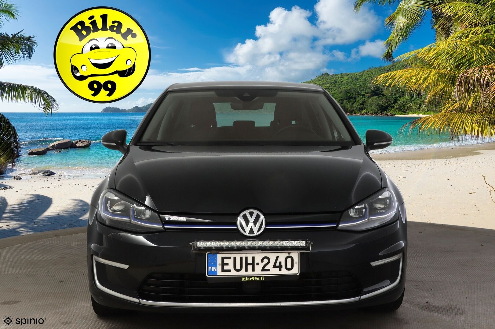 Volkswagen Golf 2019 e-Golf 100 kW (136 hv) automaatti * ACC / BLIS / Nahkapenkit! / Digimittaristo / Kessy / Lane Assist / Ledit / P.kamera* - * Nahkapenkeillä varusteltu asiallinen e-Golf kovilla varusteilla ! * - Osta nyt, maksa vasta ensi vuonna