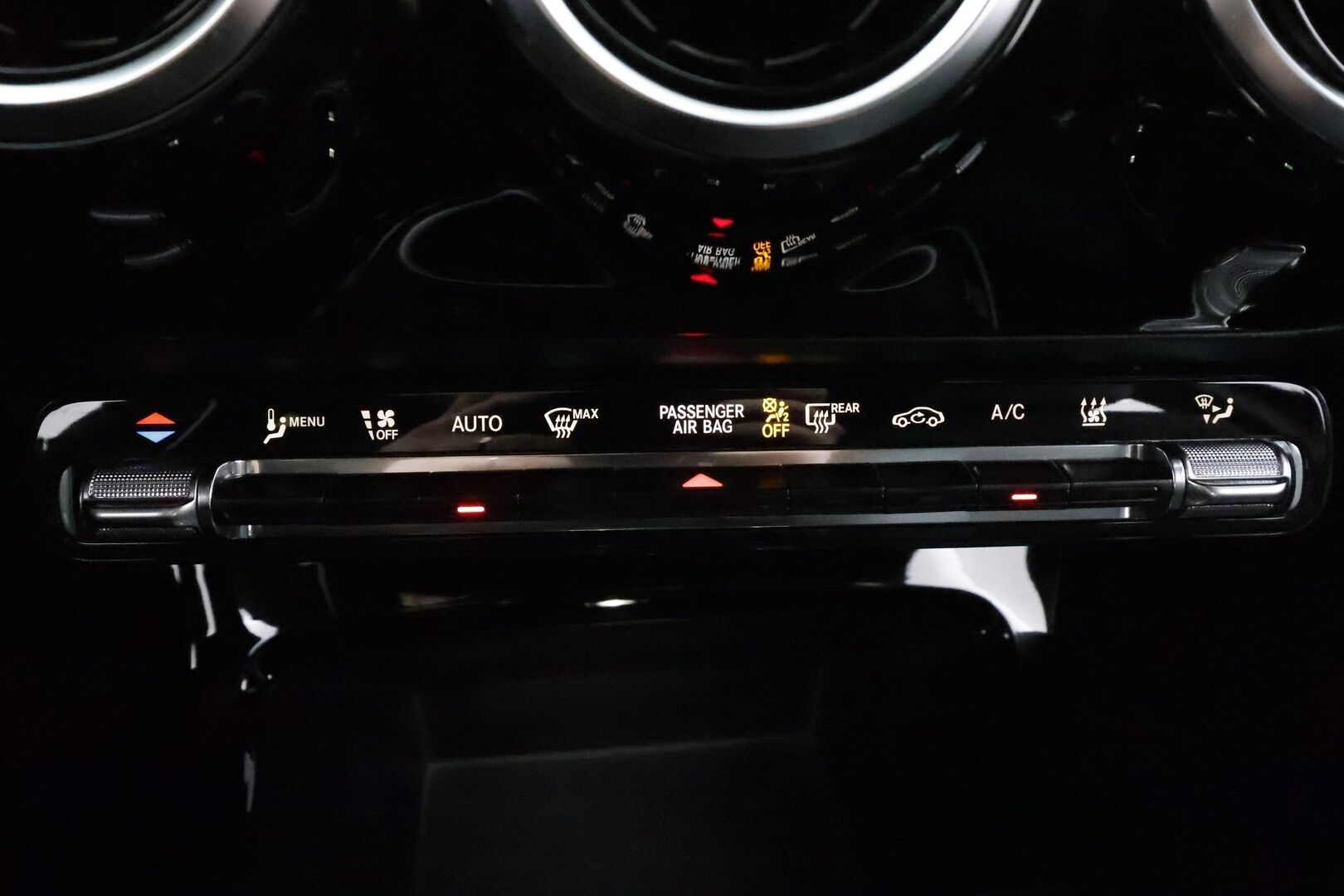 Mercedes-Benz A 2022 220 d 4MATIC A sedan Business * Vakkari / Webasto / P.kamera / LED / Puolinahat * - 1.Om Suomi-auto / Kahdet renkaat aluvanteilla - HULLU BLACKWEEK KORKOTARJOUS 2,49%