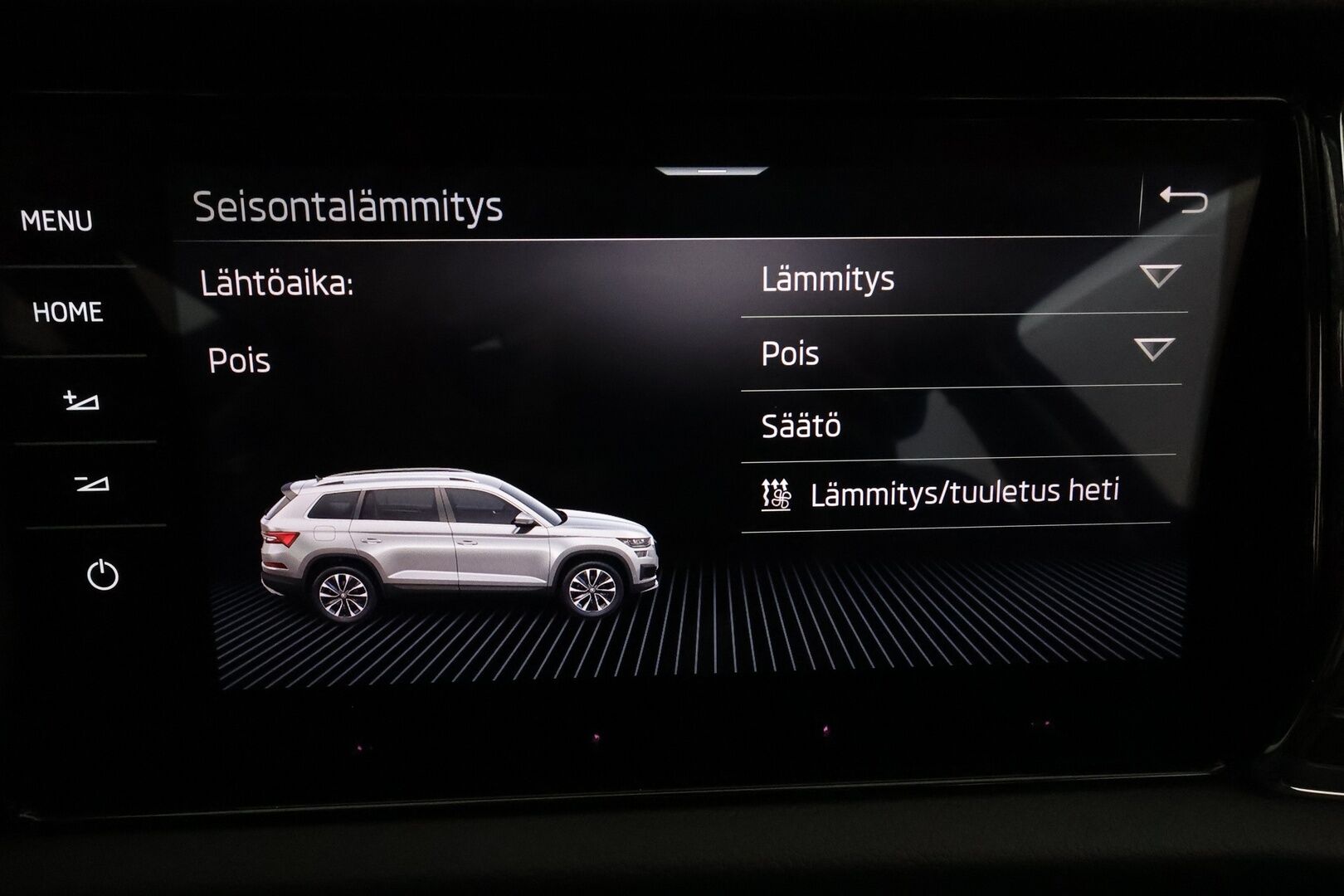 Skoda Kodiaq 2022 2.0 TDI 150 4x4 L&K DSG **Panorama / 360° / Webasto / Koukku / Adapt.Vakkari / Matrix-LED / Ilmastoidut Muistipenkit** - 3,99 % KORKOTARJOUS TÄHÄN AUTOON - 1-om Suomi-auto / Kahdet Renkaat / Huippu Varusteet!