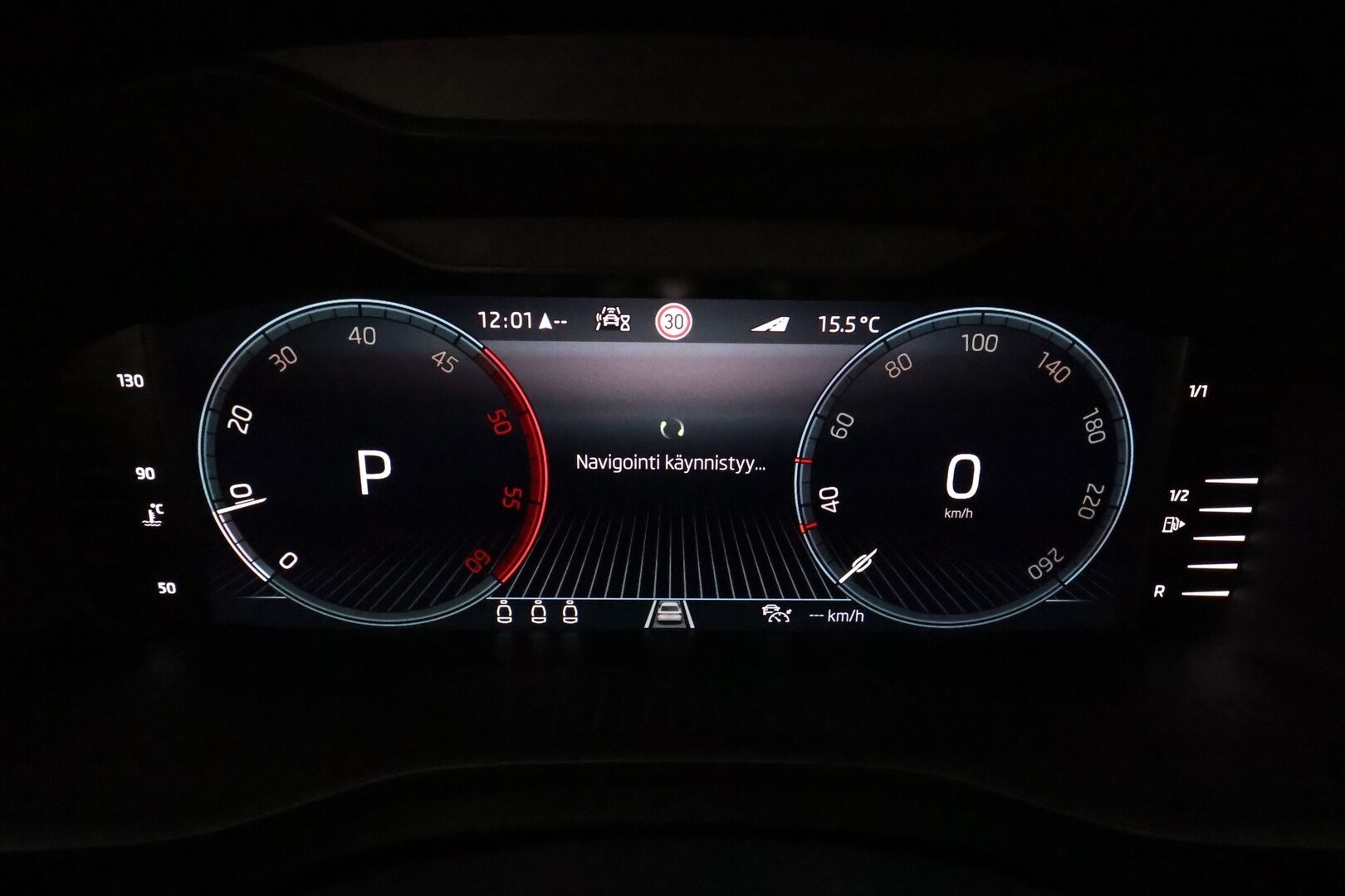 Skoda Kodiaq 2022 2.0 TDI 150 4x4 L&K DSG **Panorama / 360° / Webasto / Koukku / Adapt.Vakkari / Matrix-LED / Ilmastoidut Muistipenkit** - 3,99 % KORKOTARJOUS TÄHÄN AUTOON - 1-om Suomi-auto / Kahdet Renkaat / Huippu Varusteet!