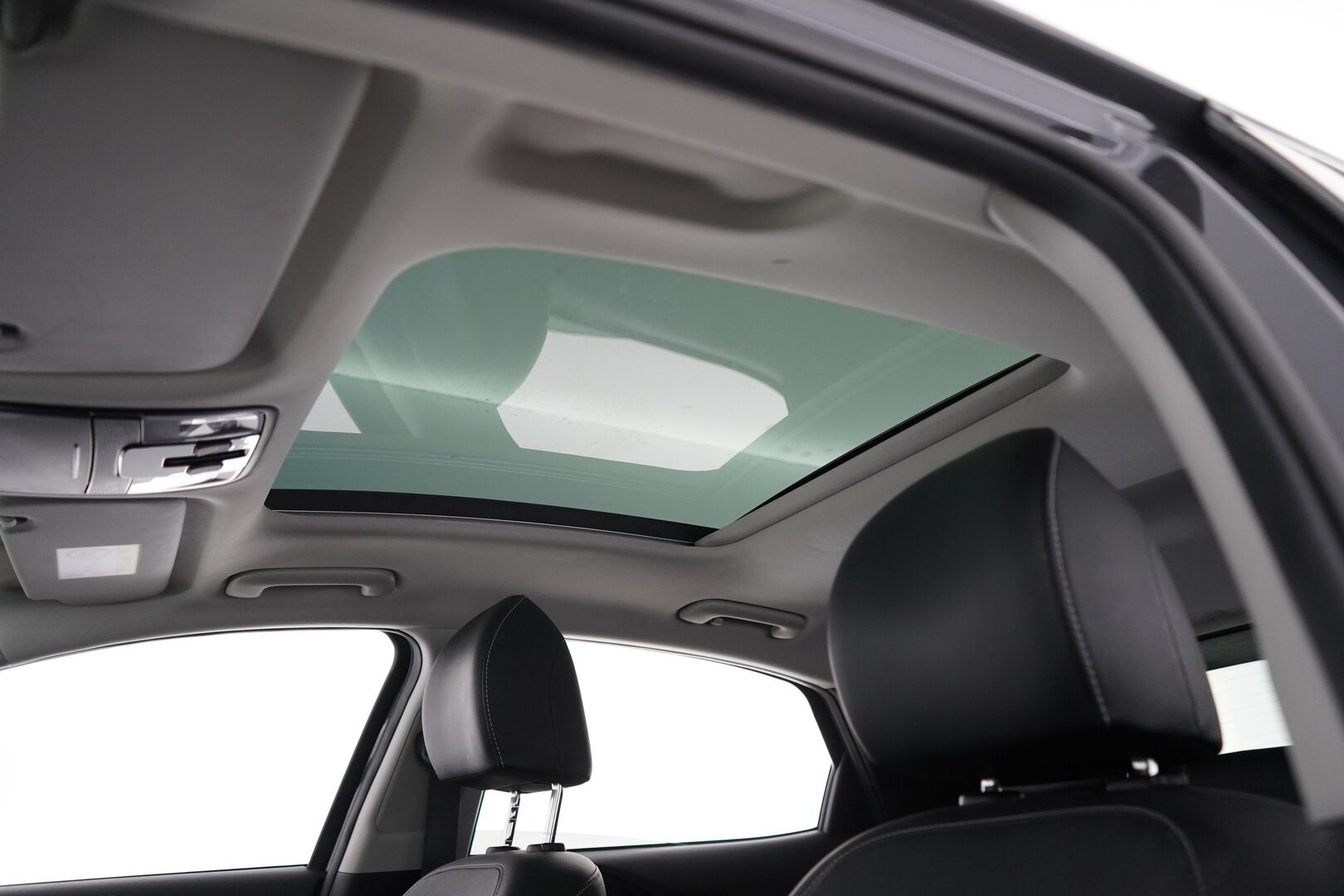 Kia XCeed 2021 1.6 GDI Plug-In Hybrid Advanced Plus - Ilmastoidut Etuistuimet / Muistipenkki / Lasikattoluukku / ACC / Peruutuskamera / Keyless - HULLU BLACKWEEK KORKOTARJOUS 2,49%