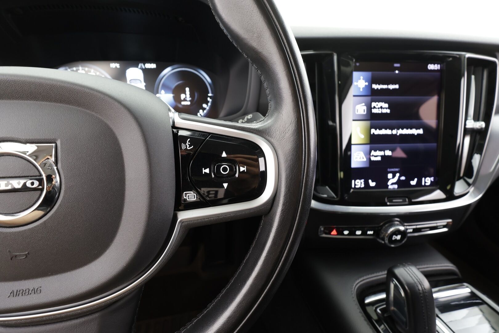 Volvo V60 2021 T6 TwE AWD Inscription Expression aut - | ACC | Koukku | Webasto | Full-LED | Osasähköt | High Performance audio | Puolinahat | P.Kamera | Keyless | Apple&Android | Kahdet Renkaat |