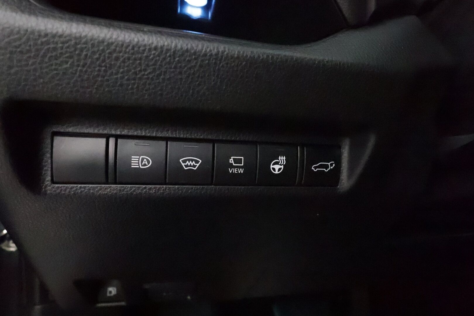 Toyota RAV4 2019 2,5 Hybrid AWD-i Premium Business ** 360° Kamera / Adapt.Vakkari / LED-valot / Koukku / JBL / Ilmastoitu Muistipenkki ** - 3,99 % KORKOTARJOUS TÄHÄN AUTOON - 2x Renkaat
