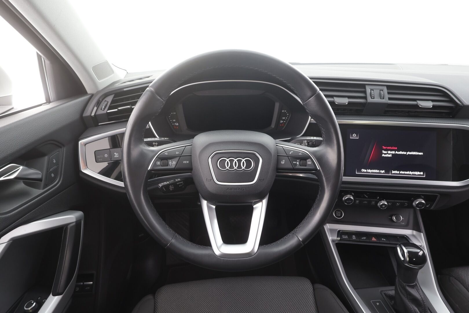 Audi Q3 2022 Business 45 TFSI e 180 kW S tronic Electrified Edition - | ACC | LED | P.Kamera | Sporttipenkit | Keyless | Apple&Android | 1.OM Suomi-auto | Kahdet Renkaat | Koti & Kauppalaturi |