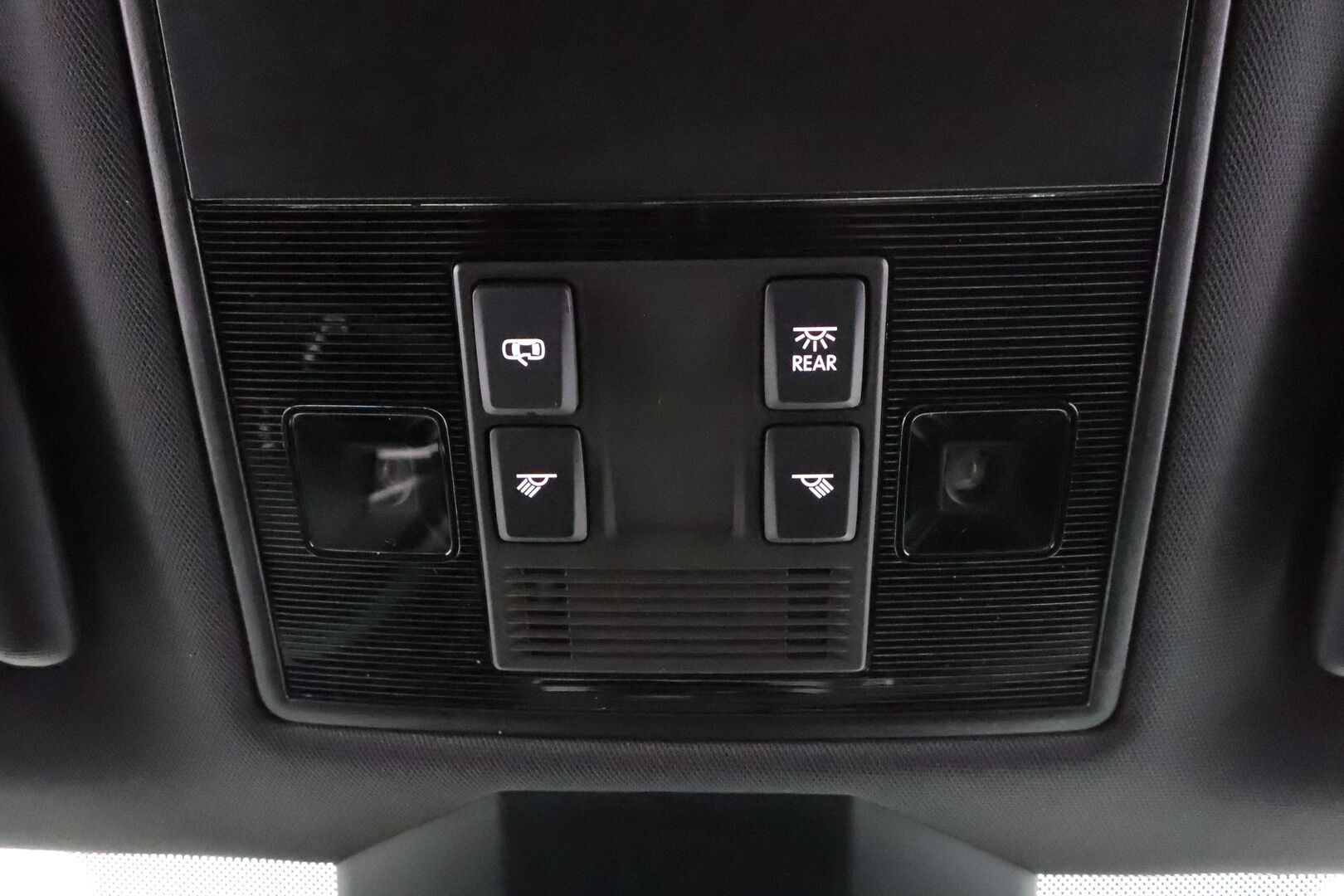 Skoda Superb 2020 Combi 1,4TSI PHEV SportLine iV DSG * Webasto / Koukku / ACC / Matrix-LED / Muistipenkki / P.kamera / Navi * - 2x Latauskaapelit / Kahdet renkaat - HULLUT VÄLIPÄIVÄT KORKOTARJOUS 2,49%