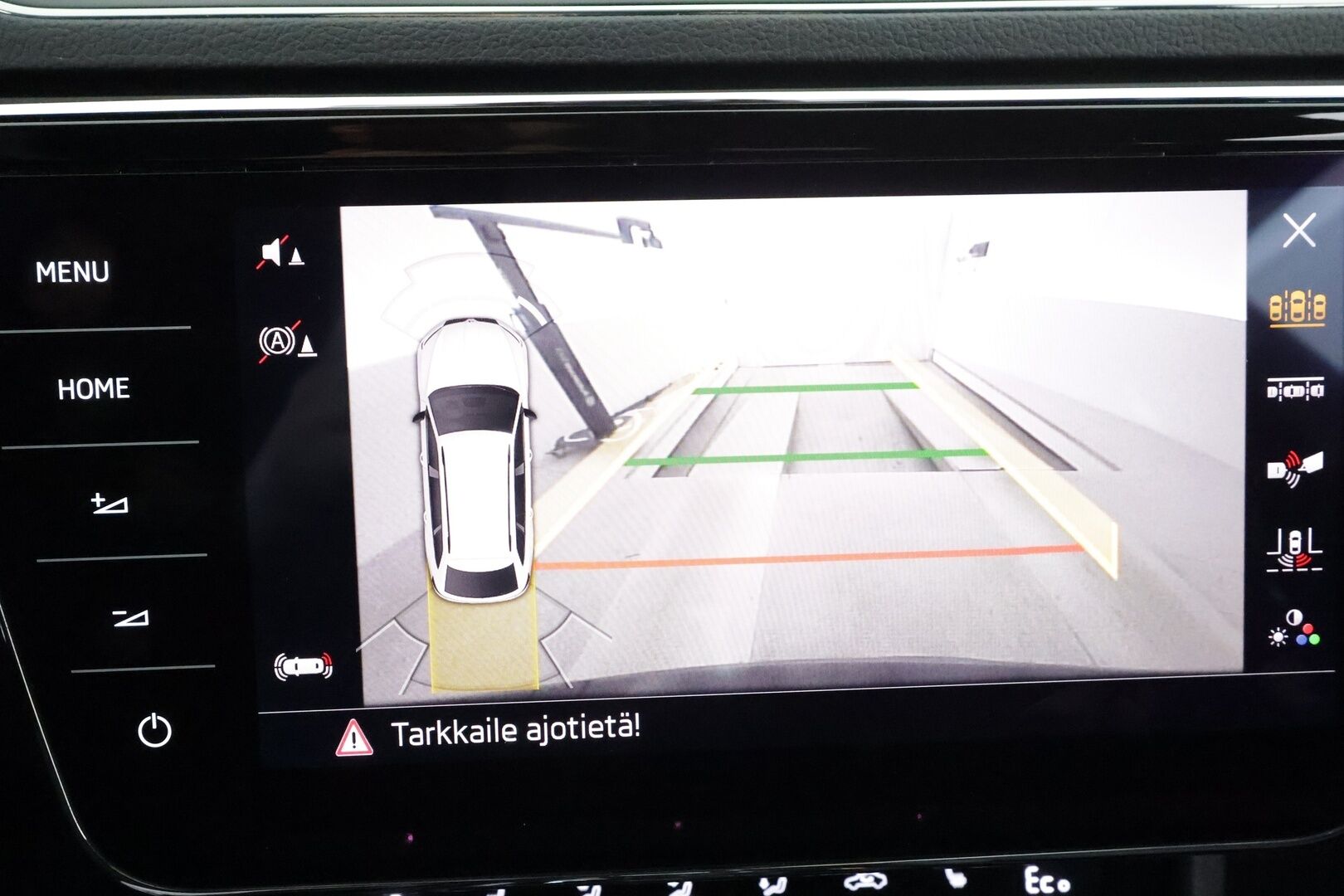 Skoda Superb 2020 Combi 1,4TSI PHEV SportLine iV DSG * Webasto / Koukku / ACC / Matrix-LED / Muistipenkki / P.kamera / Navi * - 2x Latauskaapelit / Kahdet renkaat - HULLUT VÄLIPÄIVÄT KORKOTARJOUS 2,49%