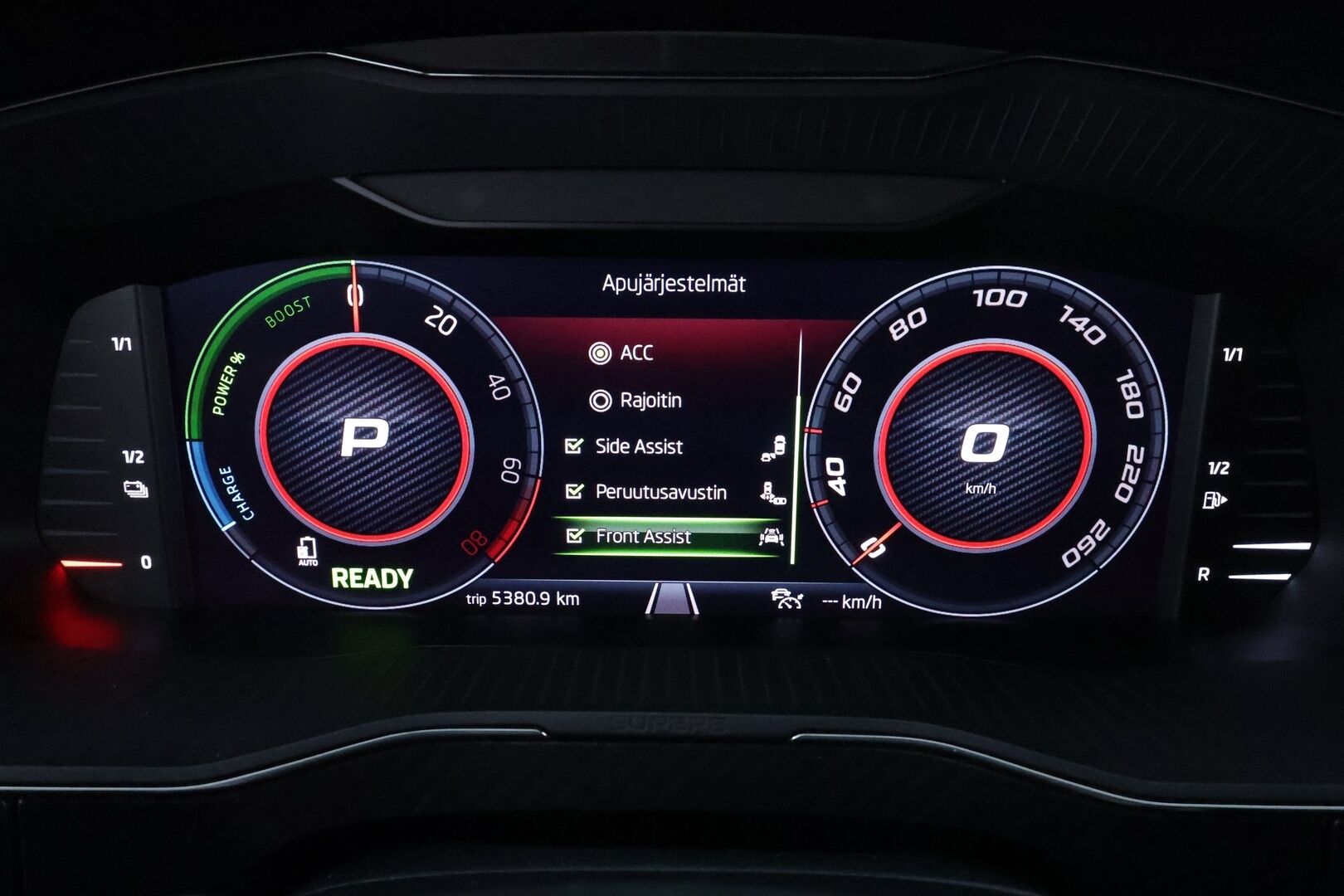 Skoda Superb 2020 Combi 1,4TSI PHEV SportLine iV DSG * Webasto / Koukku / ACC / Matrix-LED / Muistipenkki / P.kamera / Navi * - 2x Latauskaapelit / Kahdet renkaat - HULLUT VÄLIPÄIVÄT KORKOTARJOUS 2,49%