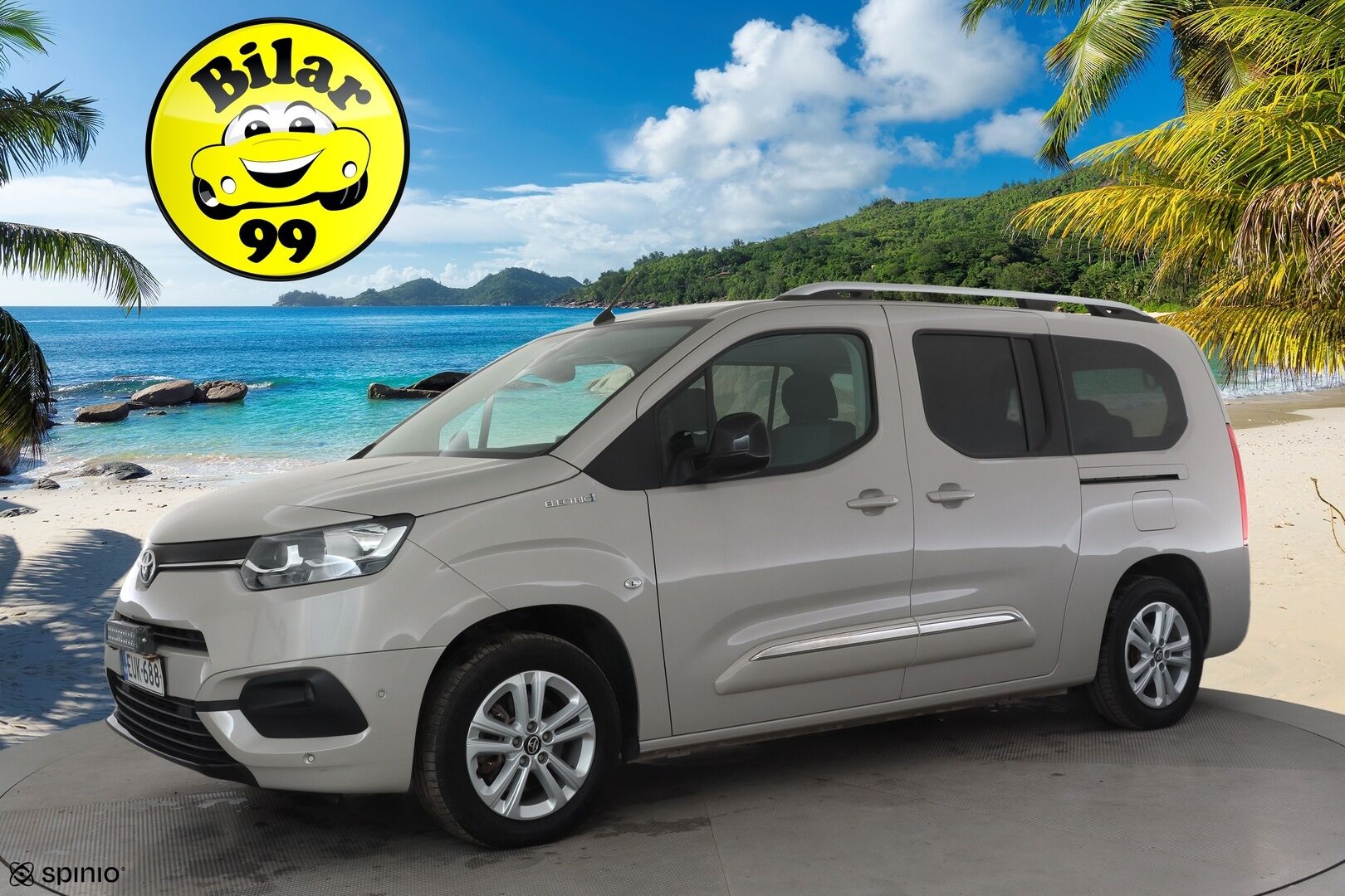 Toyota Proace CITY Verso EV 2022 L2 Premium 50 kWh 7-P * Vakkari / Koukku / P.Kamera / Navi / Kaistavahti / Digimittaristo / LED-Lisä / Keyless / Apple&Android * - Suomi-auto / Kahdet renkaat aluvanteilla / Merkkihuollettu - HULLUT AVAJAISHULINAT KORKOTARJOUS 3,29 %