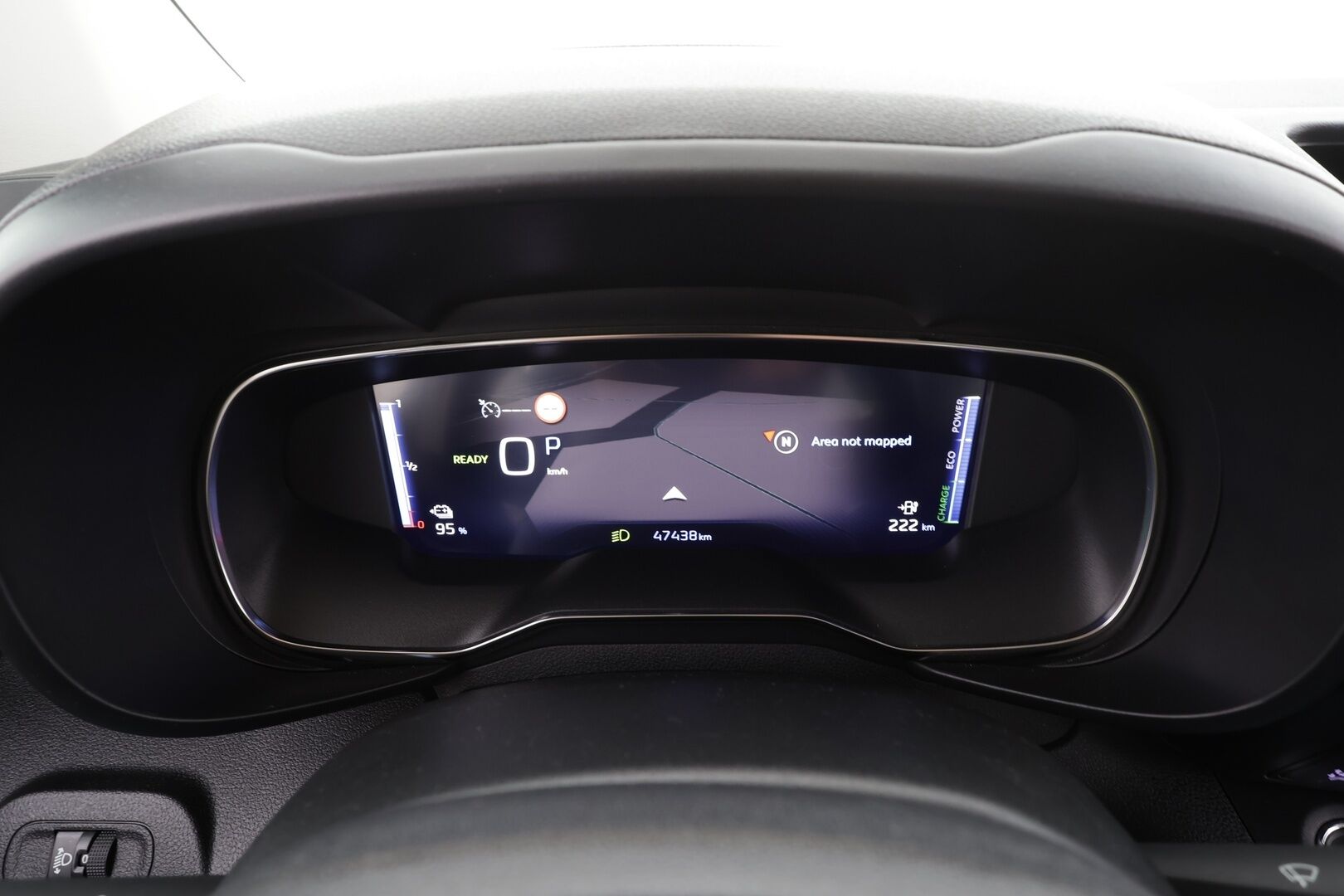 Toyota Proace CITY Verso EV 2022 L2 Premium 50 kWh 7-P * Vakkari / Koukku / P.Kamera / Navi / Kaistavahti / Digimittaristo / LED-Lisä / Keyless / Apple&Android * - Suomi-auto / Kahdet renkaat aluvanteilla / Merkkihuollettu - HULLUT AVAJAISHULINAT KORKOTARJOUS 3,29 %