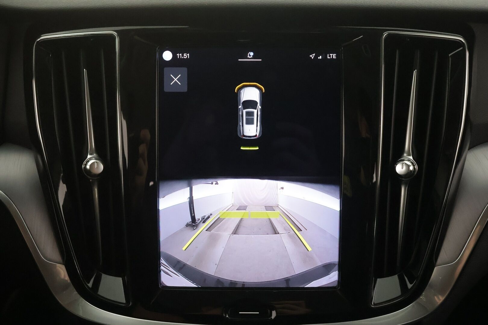 Volvo V60 2023 B3 MHEV Business Core DCT aut - Pilot assist | Webasto | Full-LED | Kamera | High Performance LED | Keyless | Apple&Android | Suomi-auto | Kahdet Renkaat 