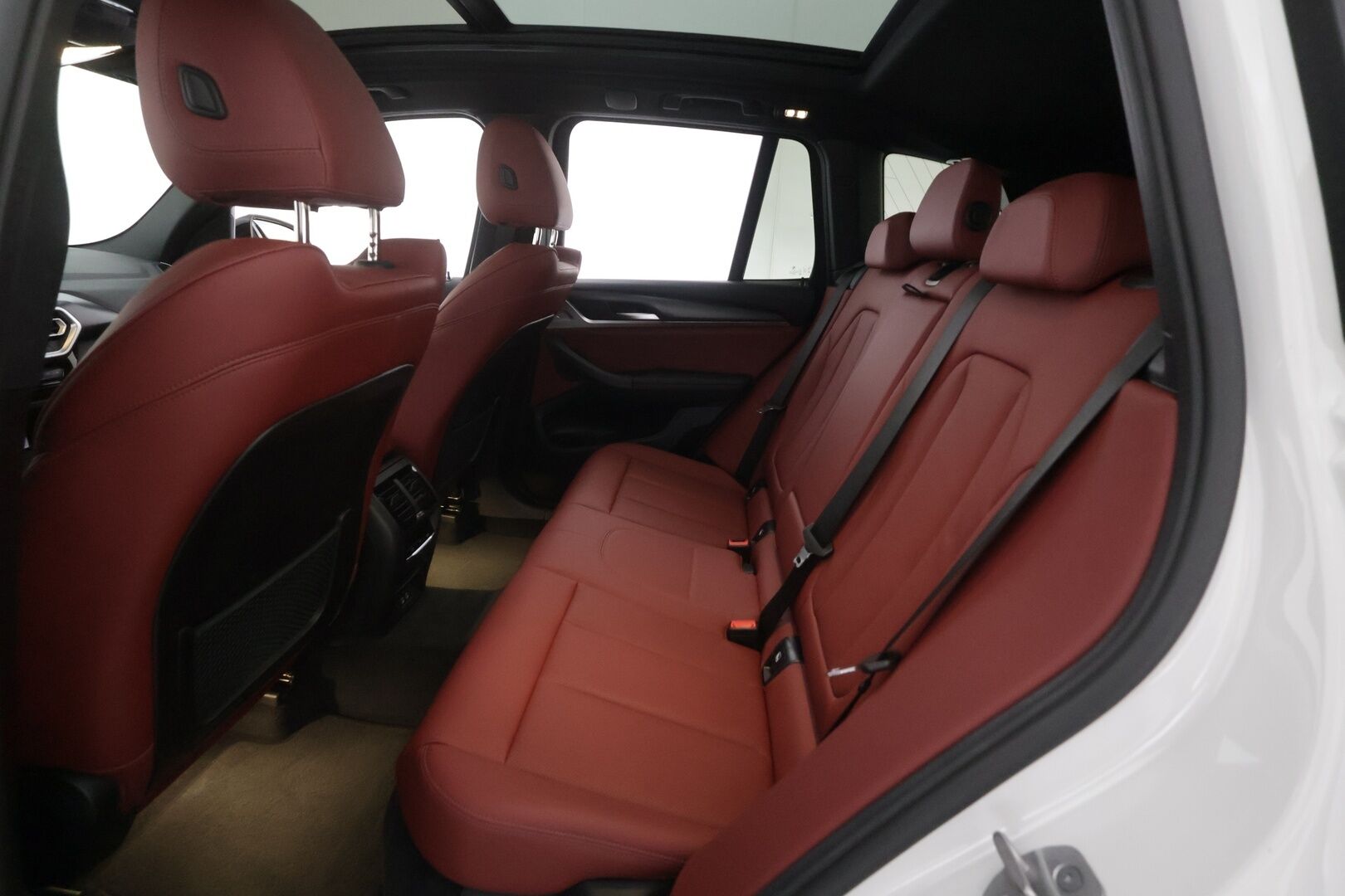 BMW X3 2022 G01 xDrive 30e A Charged Edition M Sport - Facelift | 1OM Suomiauto | Punainen Nahkasisusta | Panoraama | HiFi | Peruutuskamera |  LED | 2x Renkaat Aluvantein | MY22 Facelift | UPEA!!
