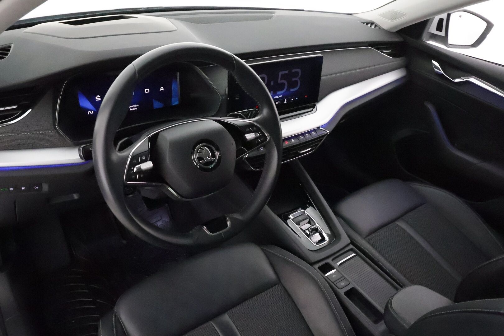 Skoda Octavia 2021 Combi 1,4 TSI PHEV Style iV DSG **HUD / Adapt.Vakkari / Matrix-LED / P.kamera / Muistipenkit / Navi / Keyless**. - 2x Latauskaapelit / Kahdet Renkaat