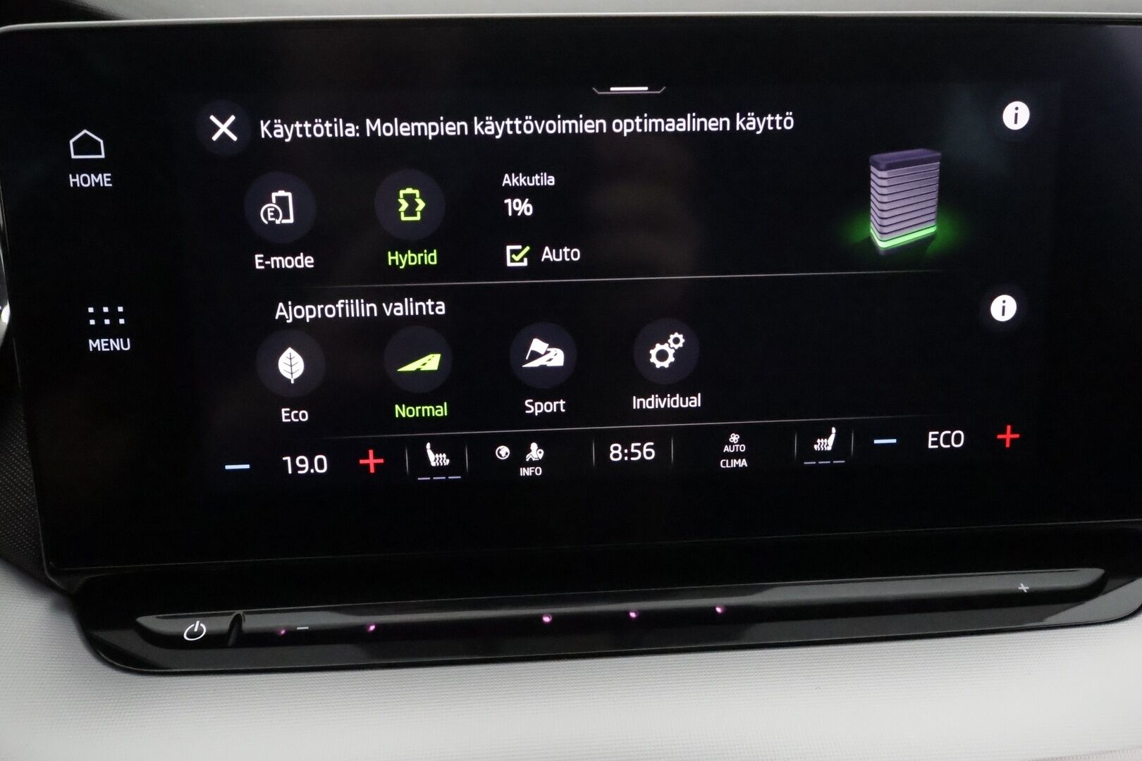 Skoda Octavia 2021 Combi 1,4 TSI PHEV Style iV DSG **HUD / Adapt.Vakkari / Matrix-LED / P.kamera / Muistipenkit / Navi / Keyless**. - 2x Latauskaapelit / Kahdet Renkaat