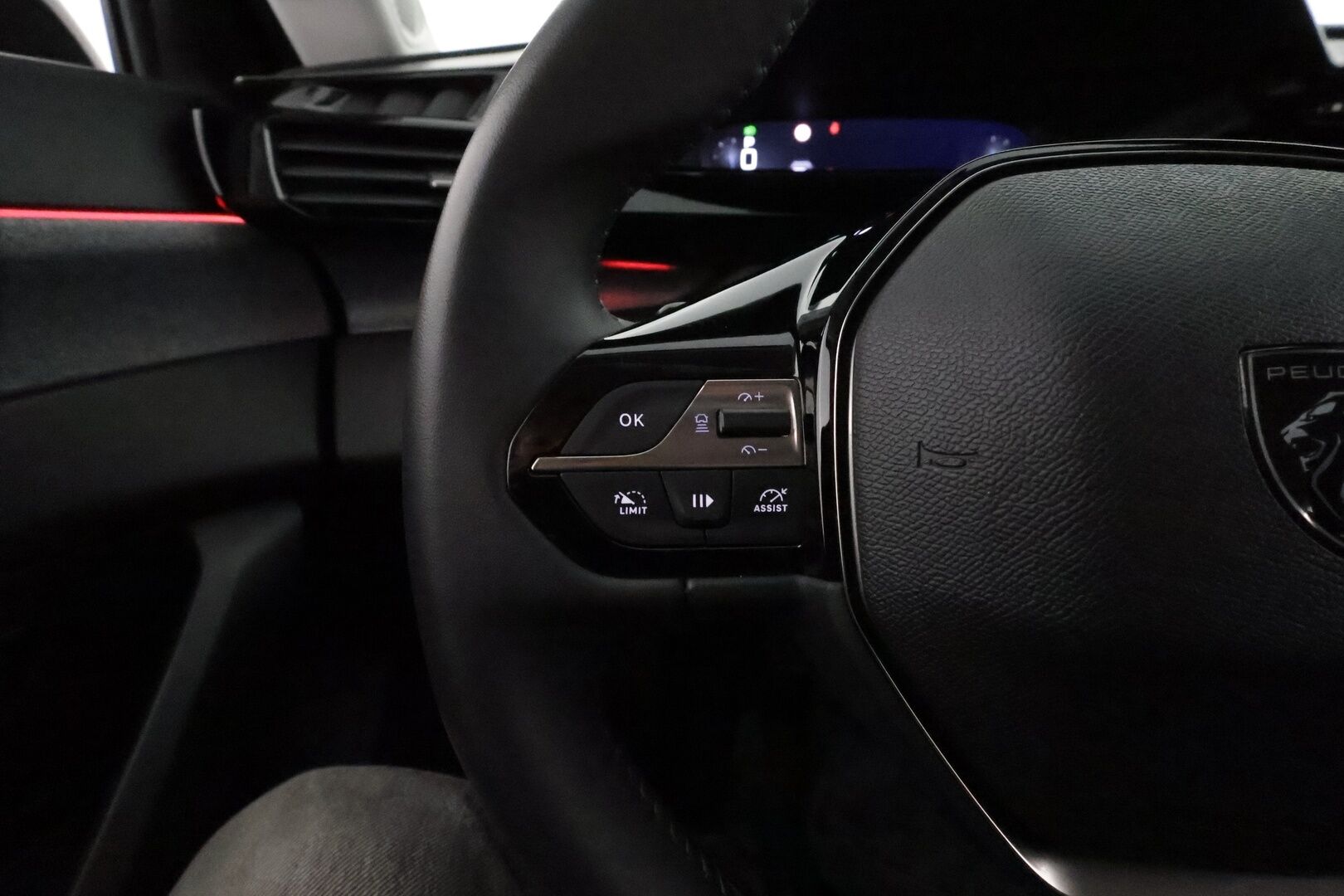 Peugeot 308 2022 Allure Pack PureTech 130 EAT8-automaatti **Adapt.Vakkari / LED-valot / P.kamera / Kaistavahti / Navi / Keyless** - Suomi-auto / Kahdet Renkaat