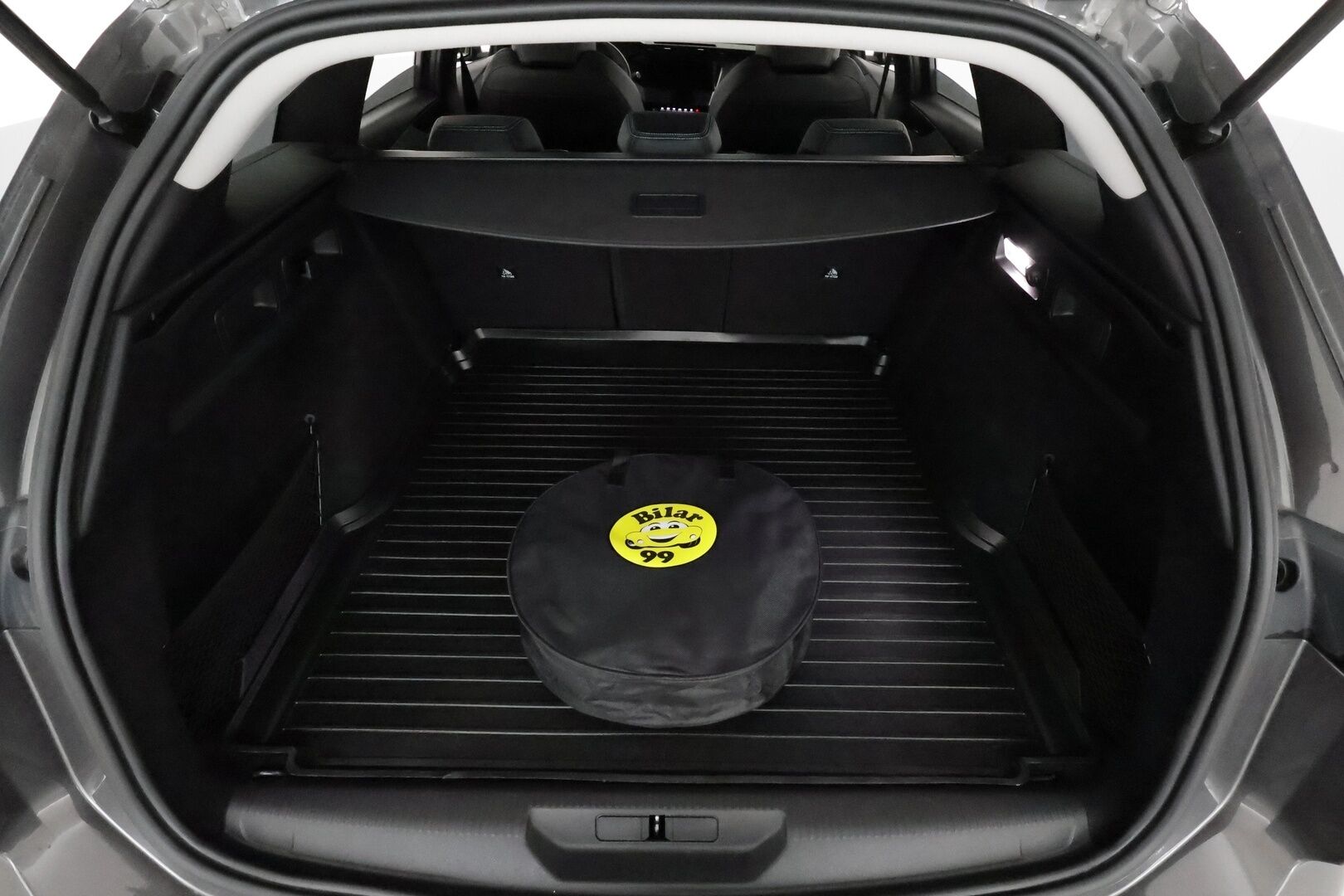 Peugeot 308 2022 SW Allure Pack Launch Edition Hybrid 180 EAT8-automaatti * Adapt.Vakkari / AGR-Istuin / Peruutuskamera / Navi / LED / KeylessGo - Suomi-auto / Kahdet renkaat aluvanteilla / Merkkihuollettu - Osta nyt, maksa vasta ensi vuonna