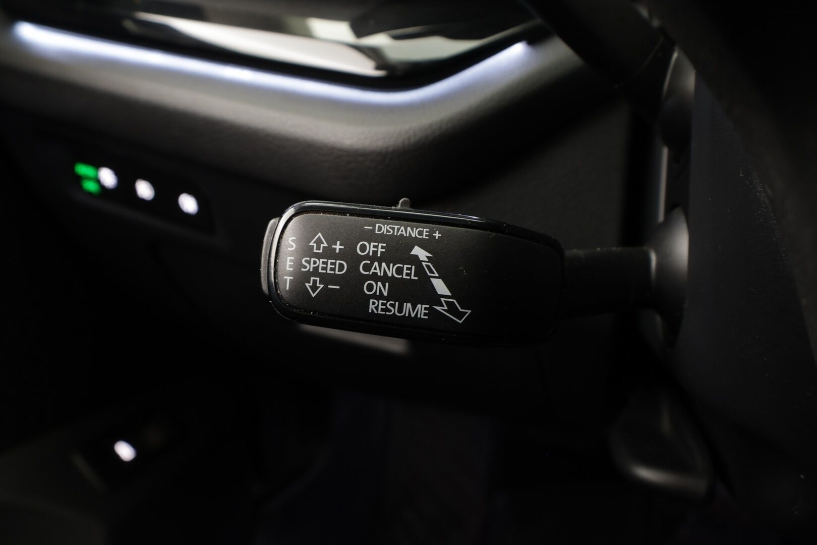 Skoda Octavia 2022 Combi 2.0 TDI 150 4x4 Style DSG . *  ACC  /  Webasto / Matrix LED  /  P.Kamera  /  Koukku  /  Hierovat penkit / Navi * - Suomi-auto / Merkkihuollettu / Kahdet renkaat / Juuri katsastettu - HULLUT AVAJAISHULINAT KORKOTARJOUS 3,29 %