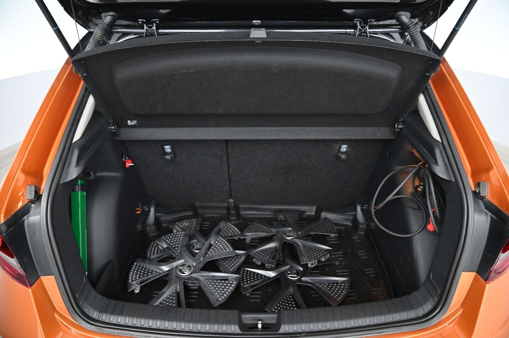 Skoda Fabia 2022 1.5 TSI Style DSG Autom. *Adapt vakkari / Vetokoukku / Erikoisväri / Ratinlämmitin / Moottorinlämmitin* - Suomi-auto / 2-Omisteinen / Merkkihuollettu - HULLUT AVAJAISHULINAT KORKOTARJOUS 3,29 %