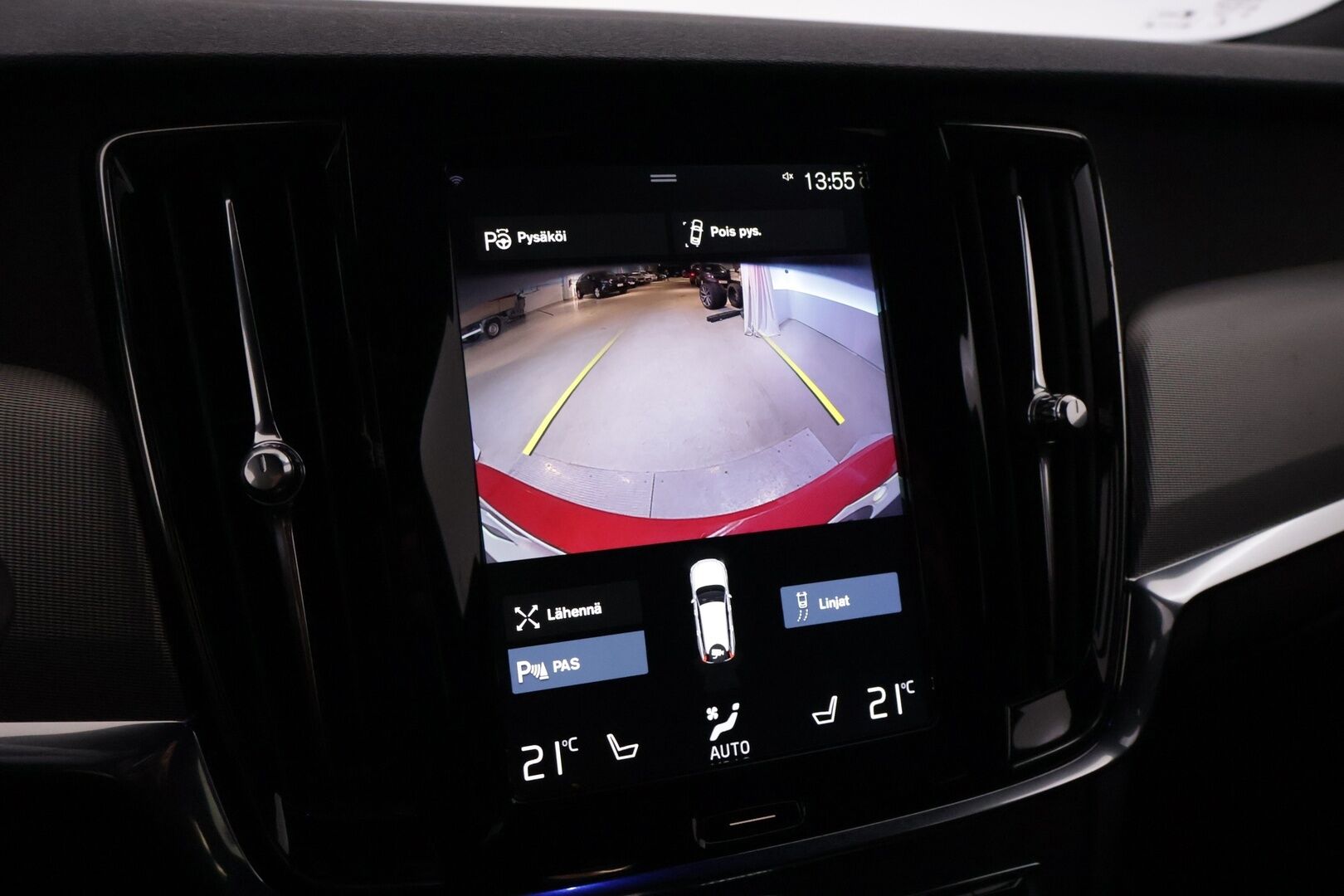 Volvo V90 2018 T8 AWD R-Design aut - | ACC | LED | Pilot Assist | Kaistavahti | VOC | Lohko | P.Kamera | Lämm.Ratti | S.Luukku | Sähkös. Istuimet |