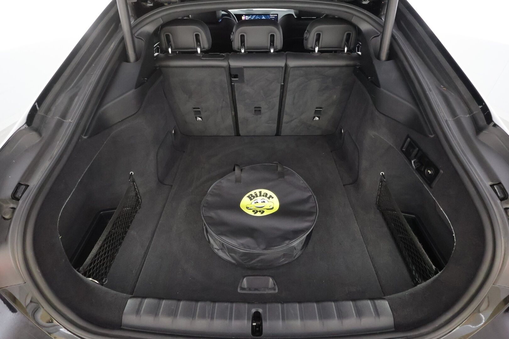 BMW i4 2023 eDrive35 - | ACC | Akkukäyttöine | Koukku | Hifit | P.kamera | Sporttipenkit | Widescreen | Puolinahat | 1.Om Suomi-auto | Kahdet Renkaat | Merkkihuollettu |