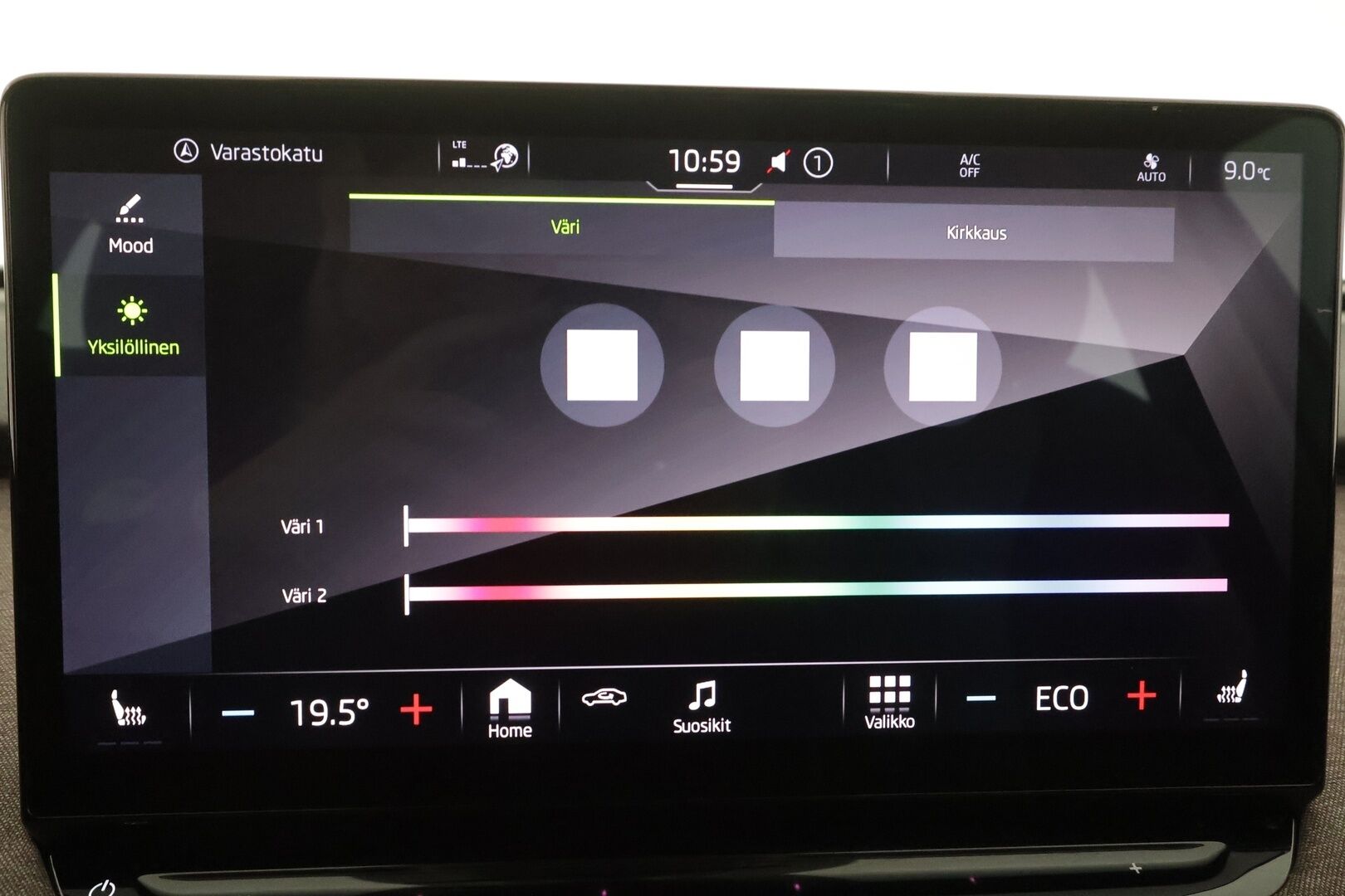 Skoda Enyaq 2023 80x 4x4 iV * ACC / ILP / Matrix-LED / Panorama / Muistipenkit / P.kamera / Keyless / Apple&Android * - 1.Om Suomi-Auto / Kahdet Renkaat