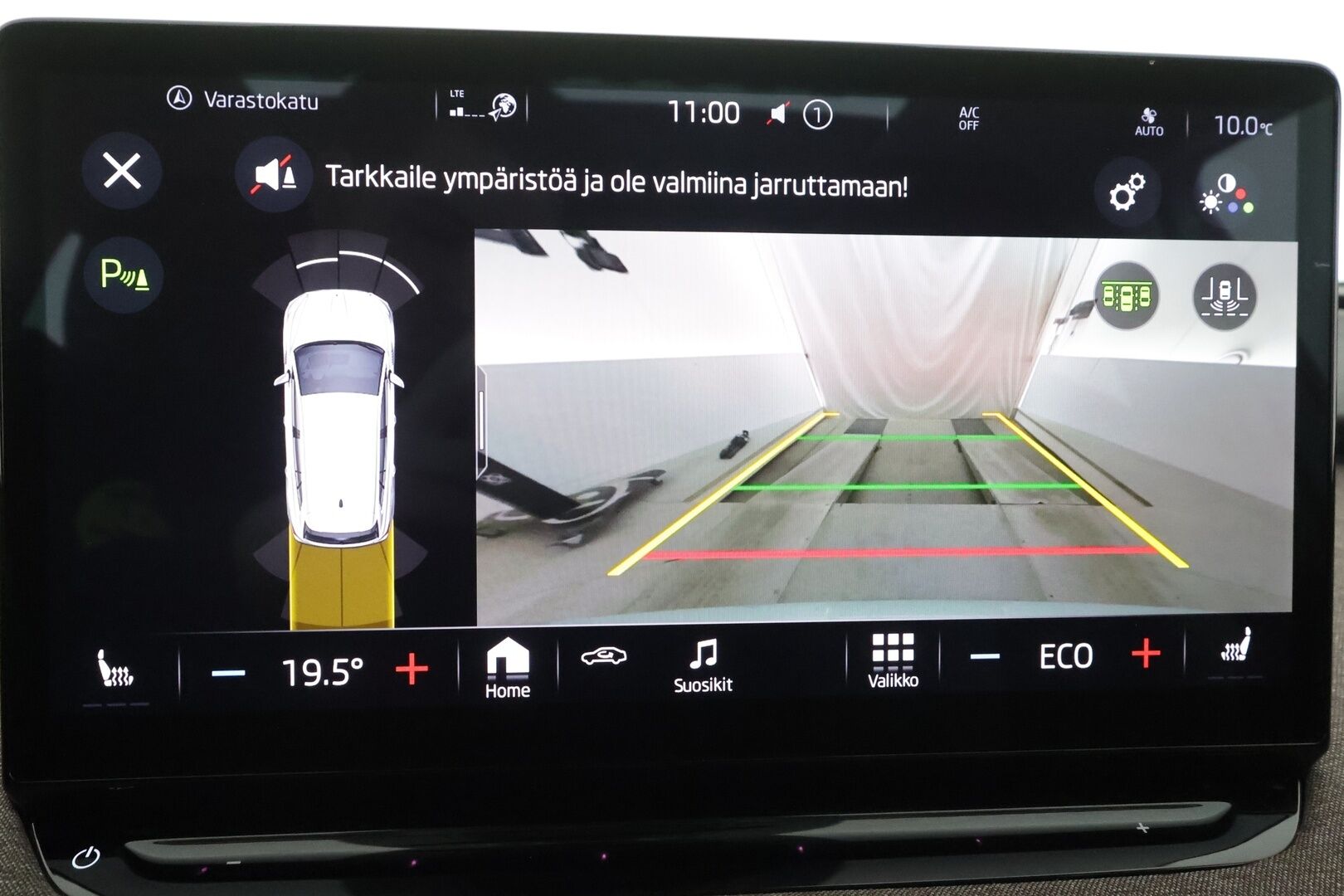 Skoda Enyaq 2023 80x 4x4 iV * ACC / ILP / Matrix-LED / Panorama / Muistipenkit / P.kamera / Keyless / Apple&Android * - 1.Om Suomi-Auto / Kahdet Renkaat