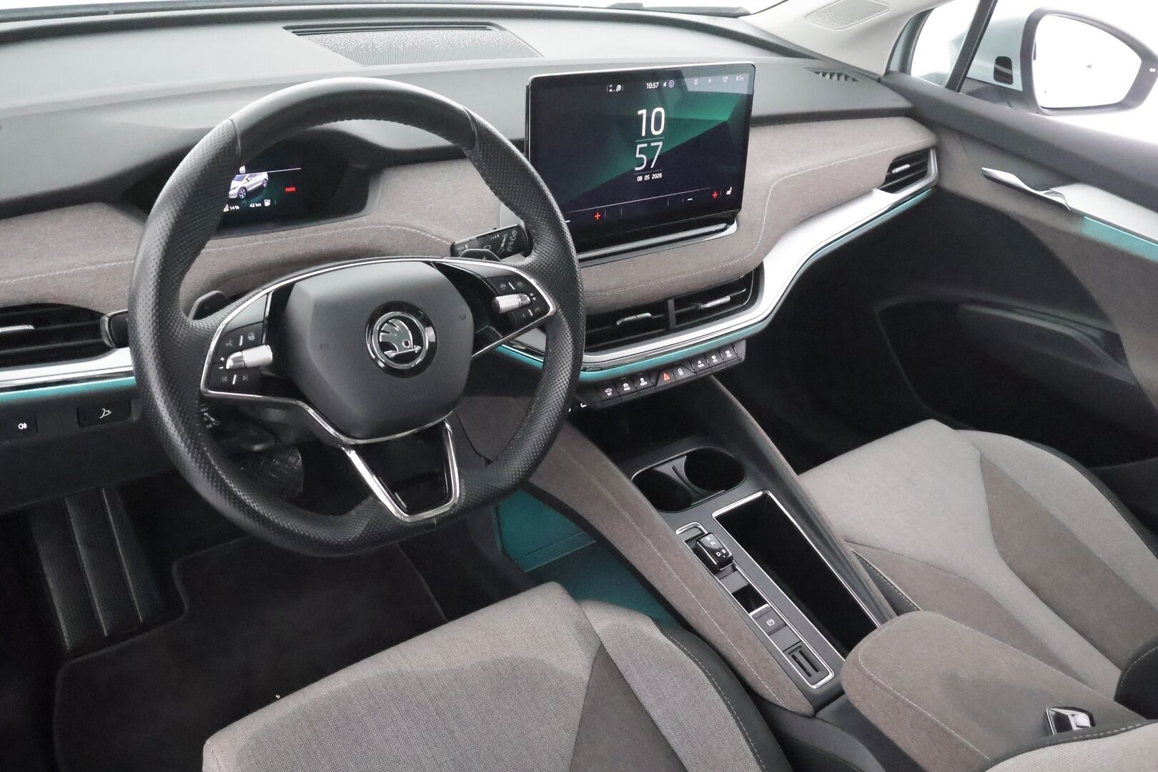 Skoda Enyaq 2023 80x 4x4 iV * ACC / ILP / Matrix-LED / Panorama / Muistipenkit / P.kamera / Keyless / Apple&Android * - 1.Om Suomi-Auto / Kahdet Renkaat