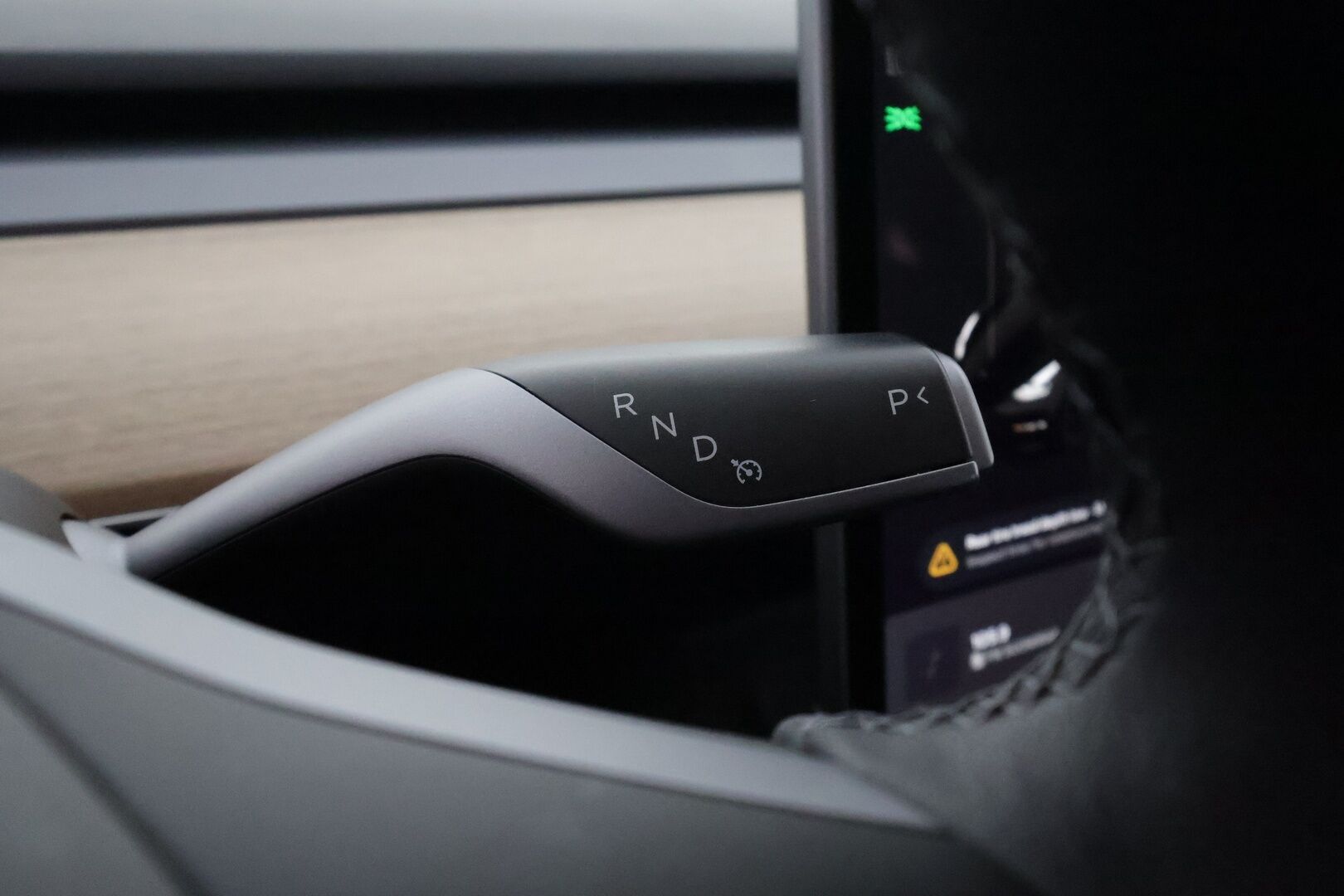 Tesla Model 3 2023 Performance - 3,99 % KORKOTARJOUS TÄHÄN AUTOON - 1Om Suomiauto / Autopilot / ILP / Premium Audio / Kattokaiteet / 2x Renkaat aluvantein / Aviloo akkutesti 96/100!