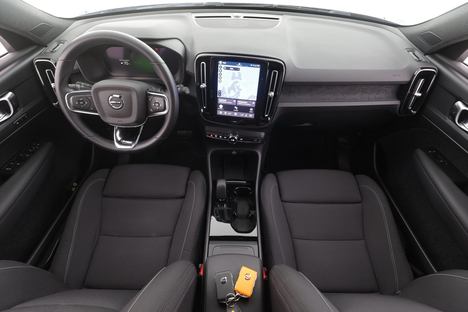 Volvo XC40 2023 Recharge Single Plus aut - | 1-om suomiauto | ACC | ILP | Muistipenkki | Sporttipenkit | P.kamera | BLIS | Pilot assist | Keyless | Koukku | 2x renkaat aluin | 