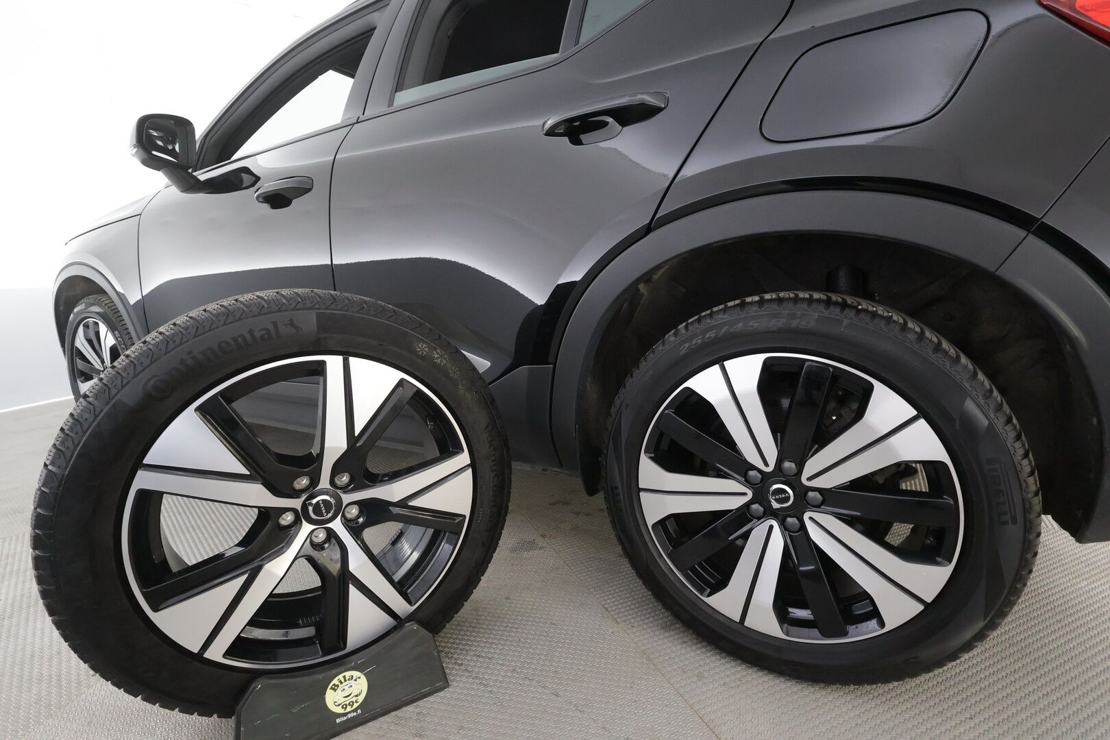 Volvo XC40 2023 Recharge Single Plus aut - | 1-om suomiauto | ACC | ILP | Muistipenkki | Sporttipenkit | P.kamera | BLIS | Pilot assist | Keyless | Koukku | 2x renkaat aluin | 