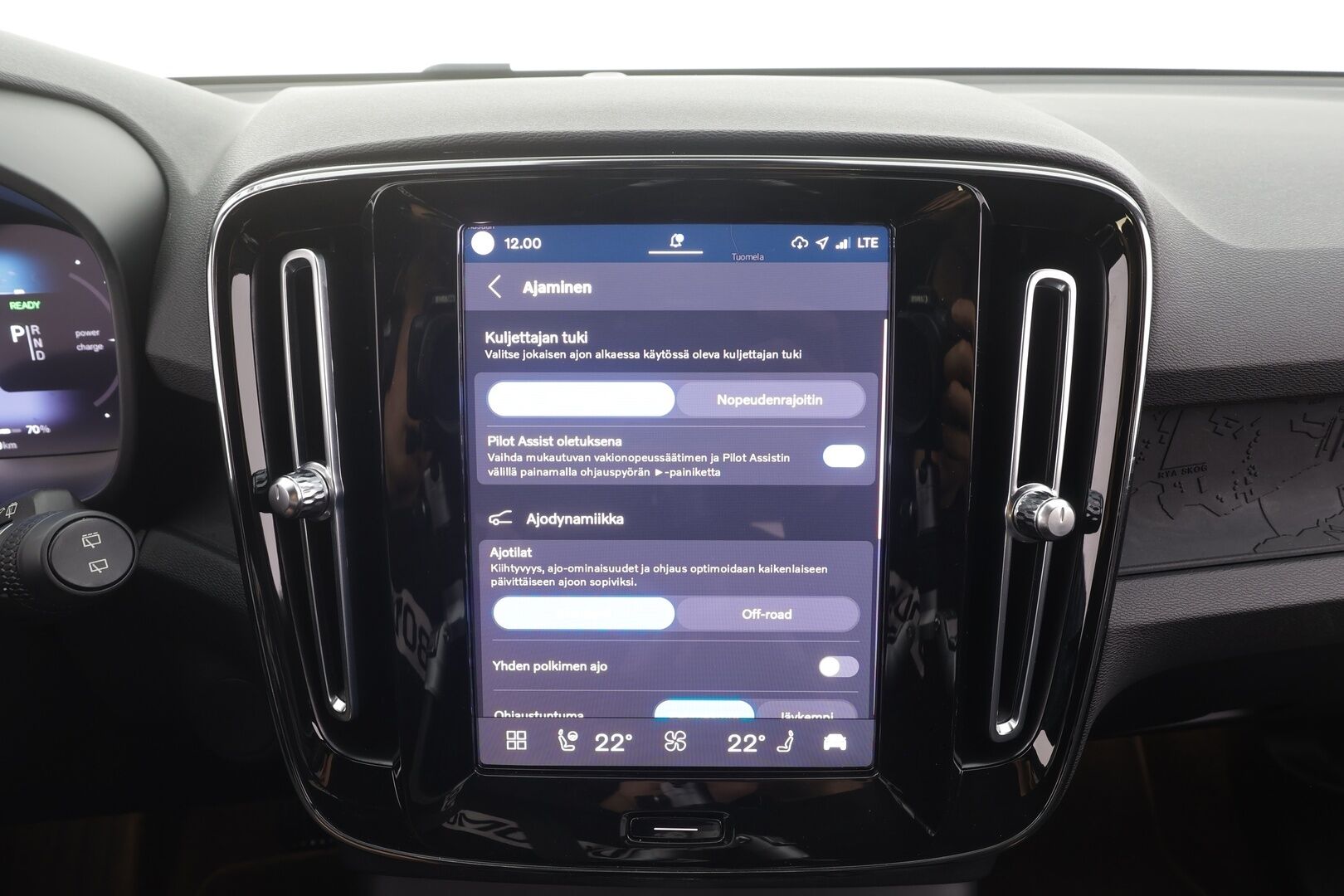 Volvo XC40 2023 Recharge Single Plus aut - | 1-om suomiauto | ACC | ILP | Muistipenkki | Sporttipenkit | P.kamera | BLIS | Pilot assist | Keyless | Koukku | 2x renkaat aluin | 
