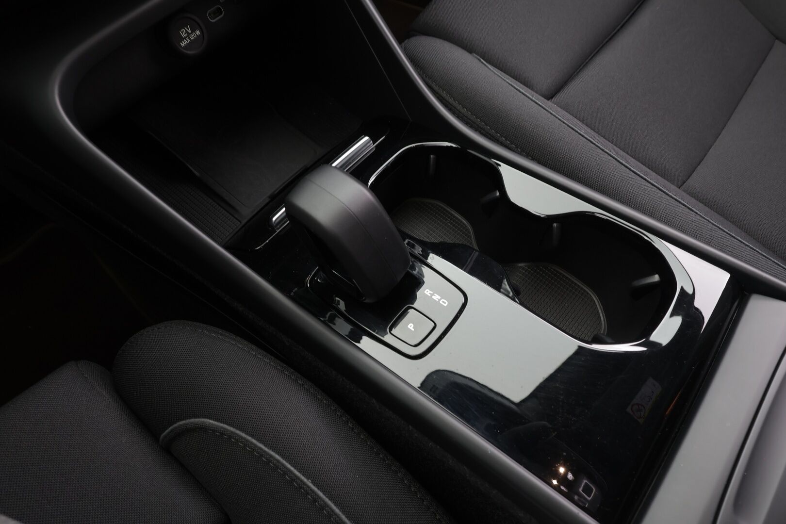 Volvo XC40 2023 Recharge Single Plus aut - | 1-om suomiauto | ACC | ILP | Muistipenkki | Sporttipenkit | P.kamera | BLIS | Pilot assist | Keyless | Koukku | 2x renkaat aluin | 